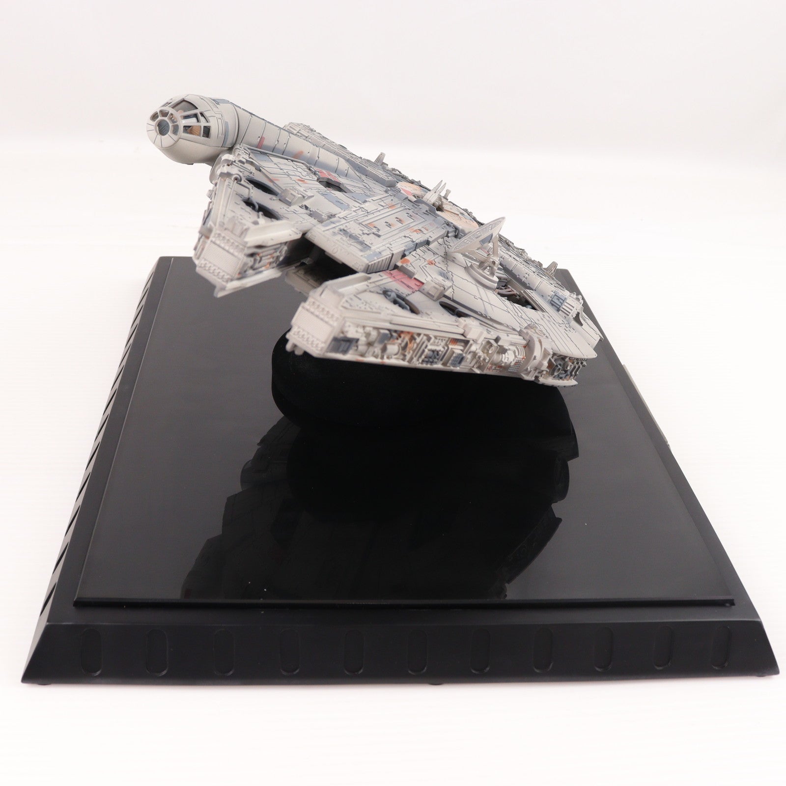 【中古即納】[FIG] Die Cast Replica ミレニアム・ファルコン STAR WARS(スター・ウォーズ) エピソード4/新たなる希望 1/80 完成品 フィギュア CODE3(19991231)
