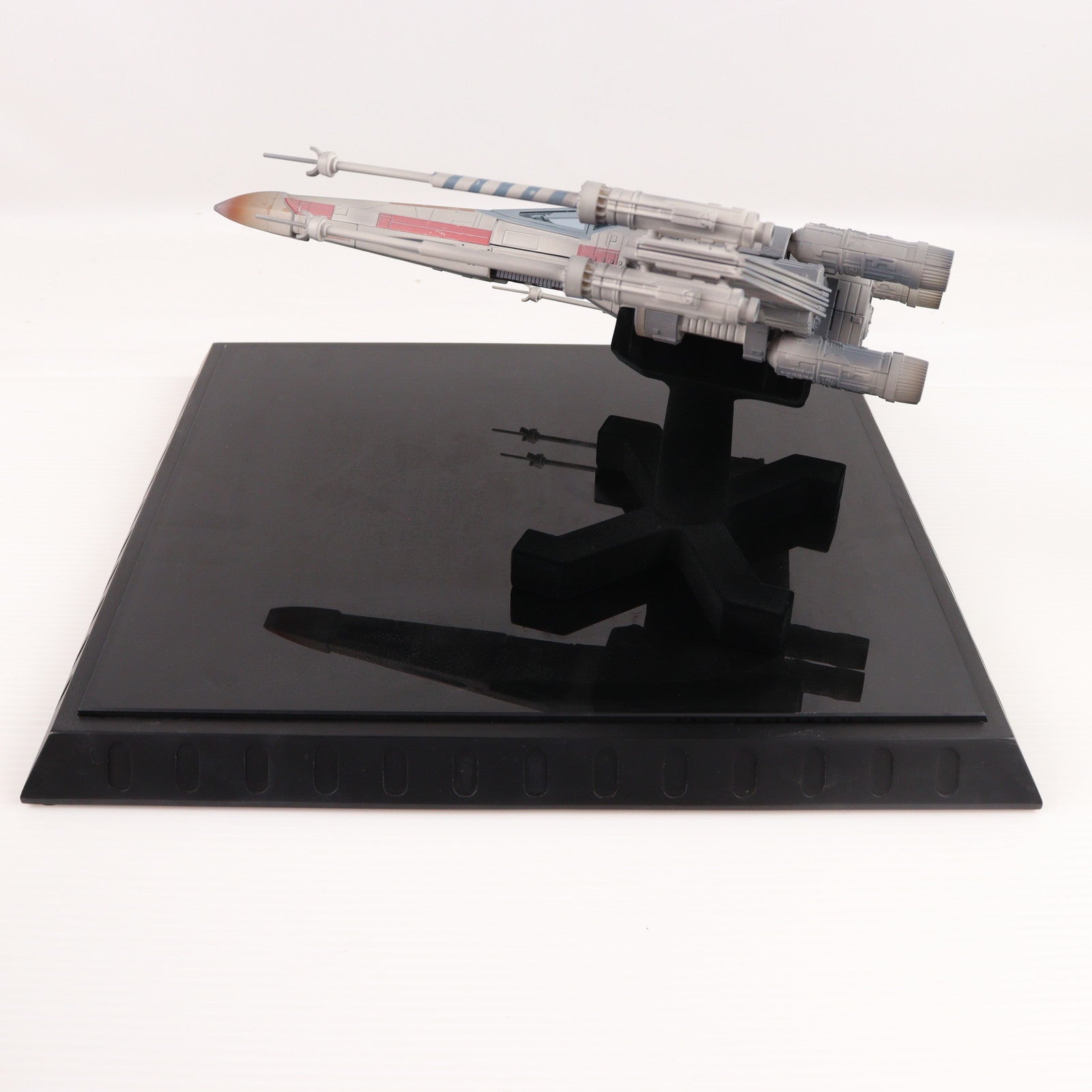 【中古即納】[FIG] Die Cast Replica Luke Skywalker(ルーク・スカイウォーカー) X-Wing STAR FIGHTER STAR WARS(スター・ウォーズ) エピソード4/新たなる希望 1/38 完成品 フィギュア CODE3(20040131)