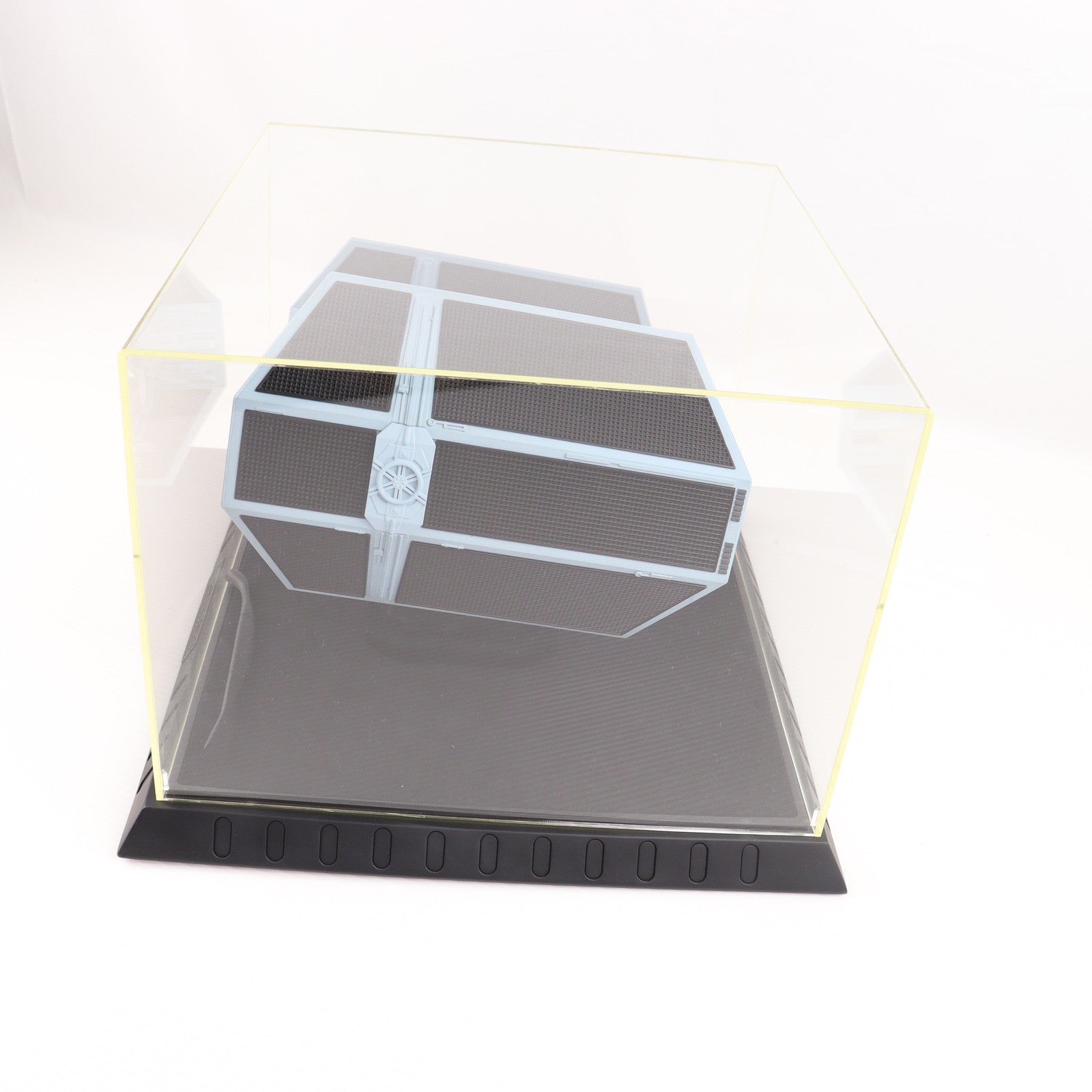 【中古即納】[FIG] Die Cast Replica DARTH VADER'S(ダース・ベイダーズ) TIE FIGHTER(タイ・ファイター) STAR WARS(スター・ウォーズ) エピソード4/新たなる希望 1/38 完成品 フィギュア CODE3(20060131)