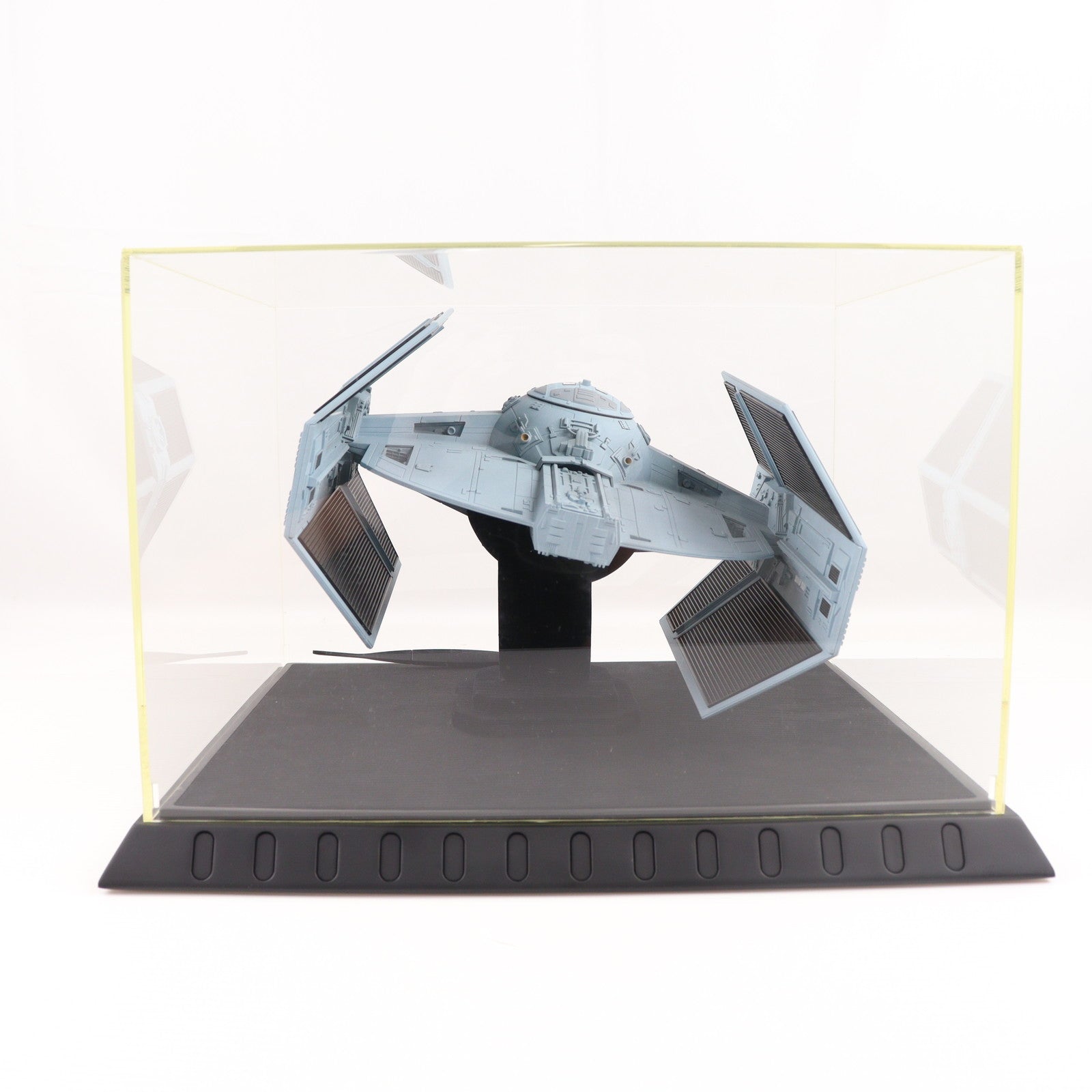 【中古即納】[FIG] Die Cast Replica DARTH VADER'S(ダース・ベイダーズ) TIE FIGHTER(タイ・ファイター) STAR WARS(スター・ウォーズ) エピソード4/新たなる希望 1/38 完成品 フィギュア CODE3(20060131)