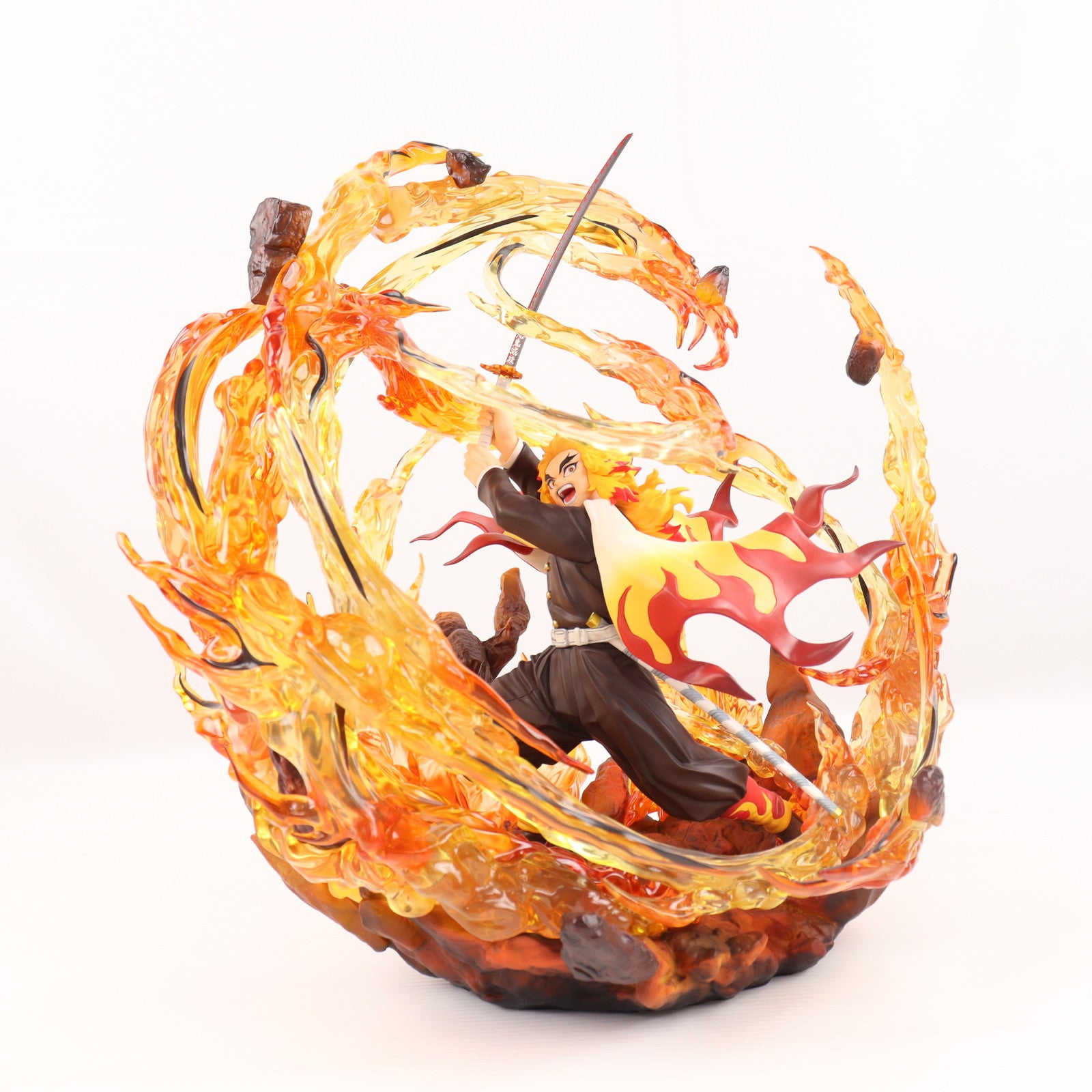 【中古即納】[FIG] 煉獄杏寿郎(れんごくきょうじゅろう) DX Ver. 鬼滅の刃 1/8 完成品 フィギュア(BF117) ベルファイン(20220630)