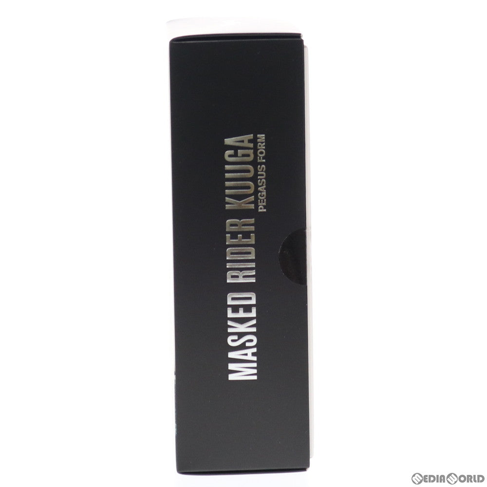 【中古即納】[FIG] 魂ウェブ商店限定 S.H.Figuarts(フィギュアーツ) 真骨彫製法 仮面ライダークウガ ペガサスフォーム 完成品 可動フィギュア バンダイスピリッツ(20210228)