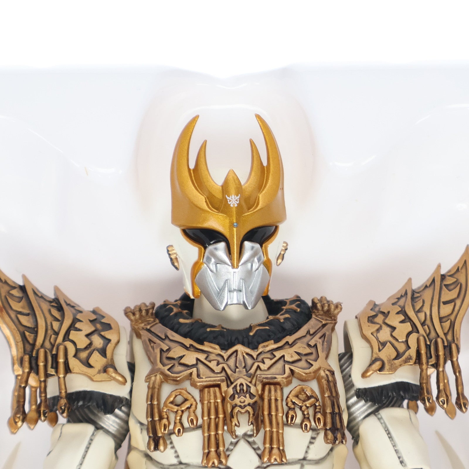 【中古即納】[FIG] 魂ウェブ商店限定 S.H.Figuarts(フィギュアーツ) 真骨彫製法 ン・ダグバ・ゼバ 仮面ライダークウガ 完成品 可動フィギュア バンダイ(20161231)