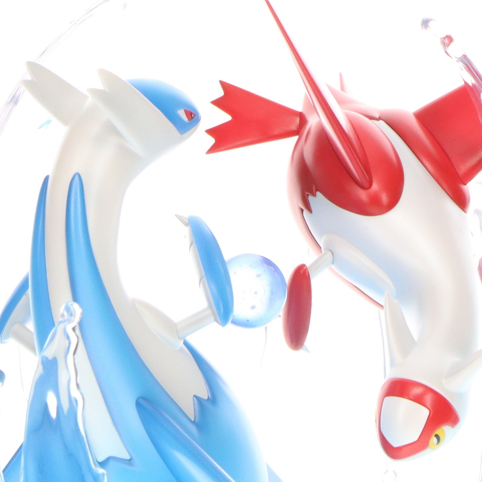 【中古即納】[FIG] ラティオス&ラティアス ポケモンセンターオリジナルフィギュア ポケットモンスター ルビー&サファイア 完成品 フィギュア ポケモン/コトブキヤ(20220630)