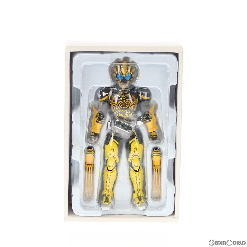 【中古即納】[FIG] S.H.Figuarts(フィギュアーツ) 真骨彫製法 仮面ライダーオーズ ラトラーター コンボ 仮面ライダーオーズ/OOO 完成品 可動フィギュア バンダイスピリッツ(20200630)