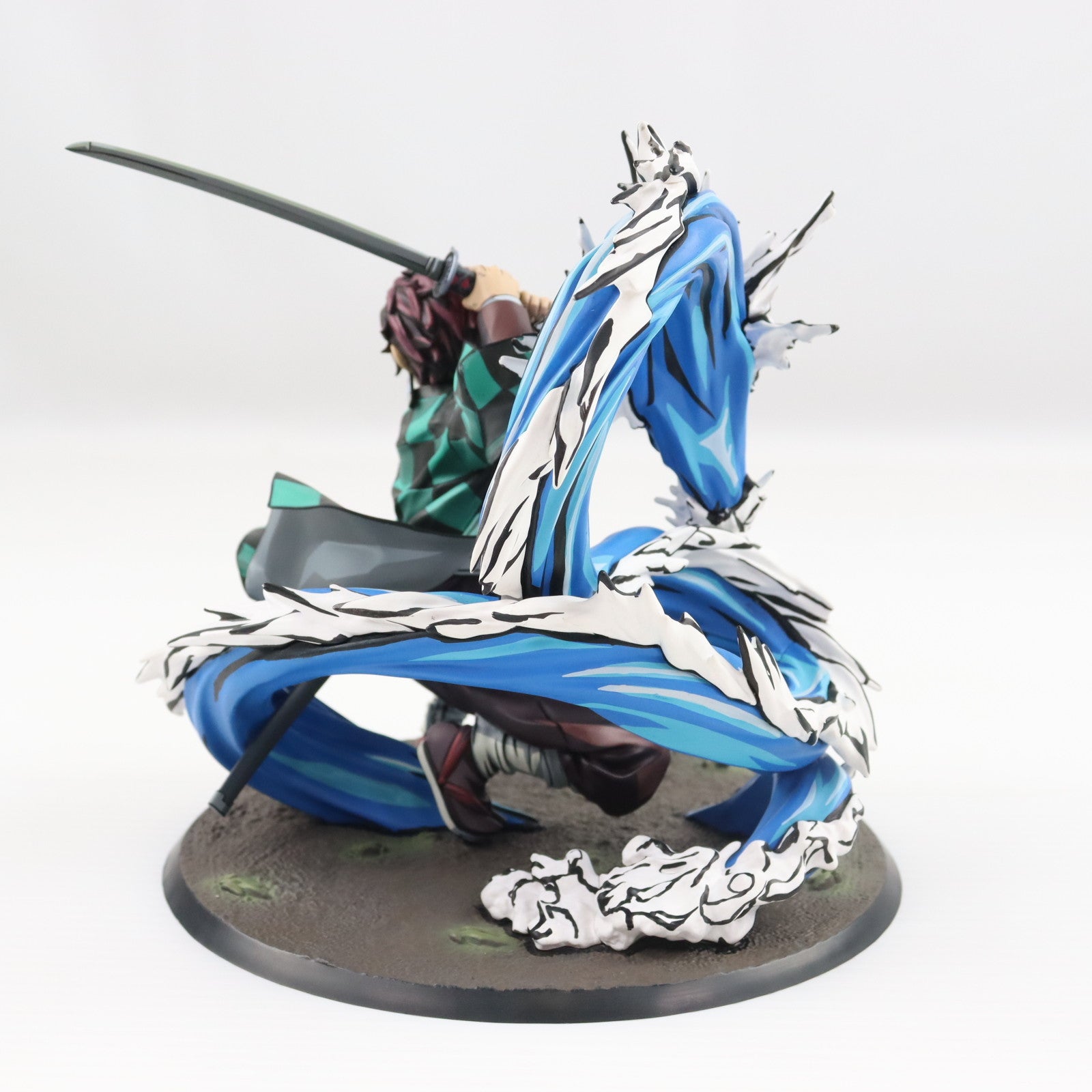【中古即納】[FIG] ANIPLEX+限定 竈門炭治郎(かまどたんじろう) 全集中彩色Ver. 鬼滅の刃 1/8 完成品 フィギュア アニプレックス(20230131)