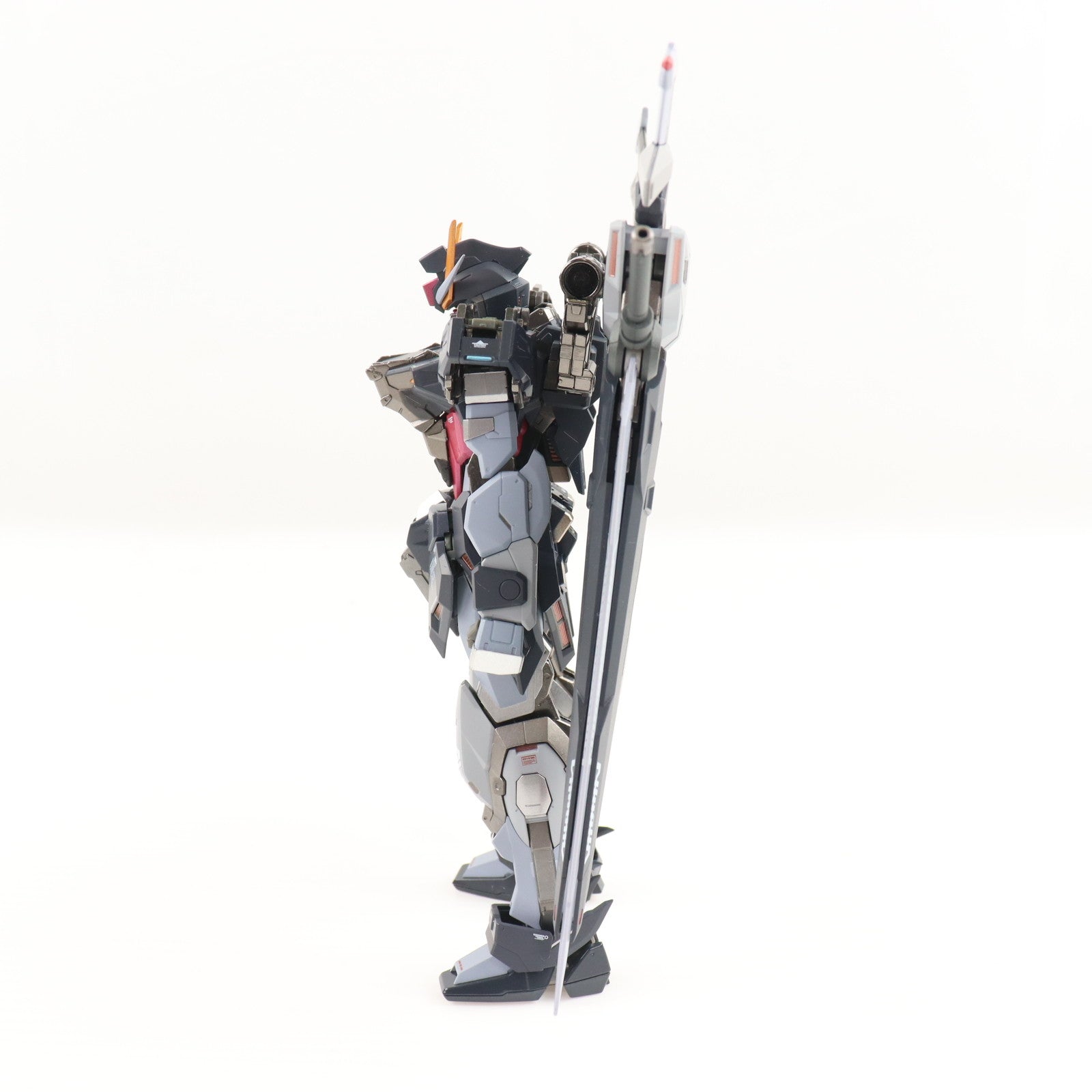 【中古即納】[FIG] METAL BUILD ストライクノワールガンダム(オルタナティブストライク Ver.) 機動戦士ガンダムSEED(シード) C.E.73 STARGAZER(スターゲイザー) 完成品 可動フィギュア TAMASHII NATION 2022&魂ウェブ商店限定 バンダイスピリッツ(20221115)