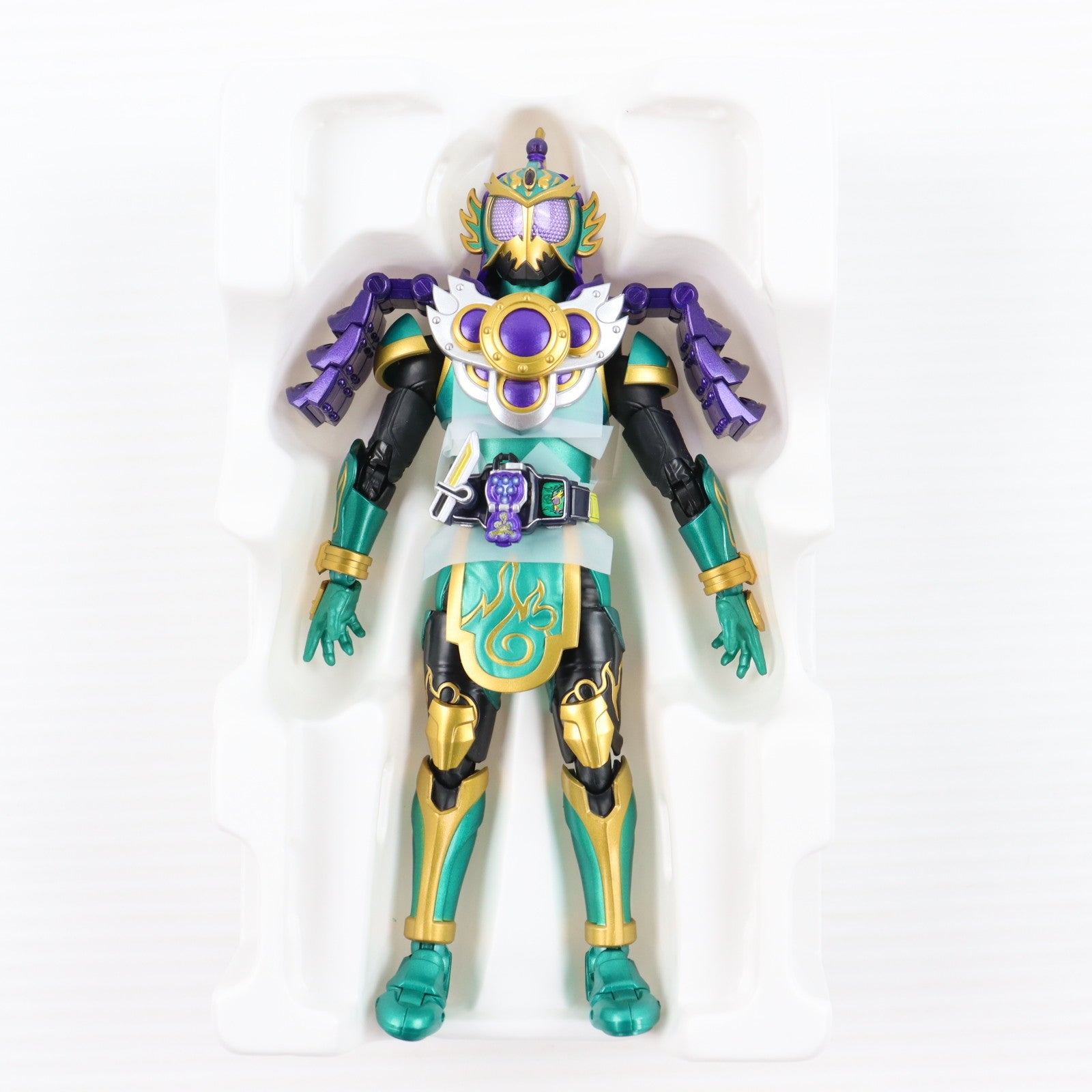 【中古即納】[FIG] 魂ウェブ商店限定 S.H.Figuarts(フィギュアーツ) 真骨彫製法 仮面ライダー龍玄 ブドウアームズ 仮面ライダー鎧武 完成品 可動フィギュア バンダイスピリッツ(20250916)