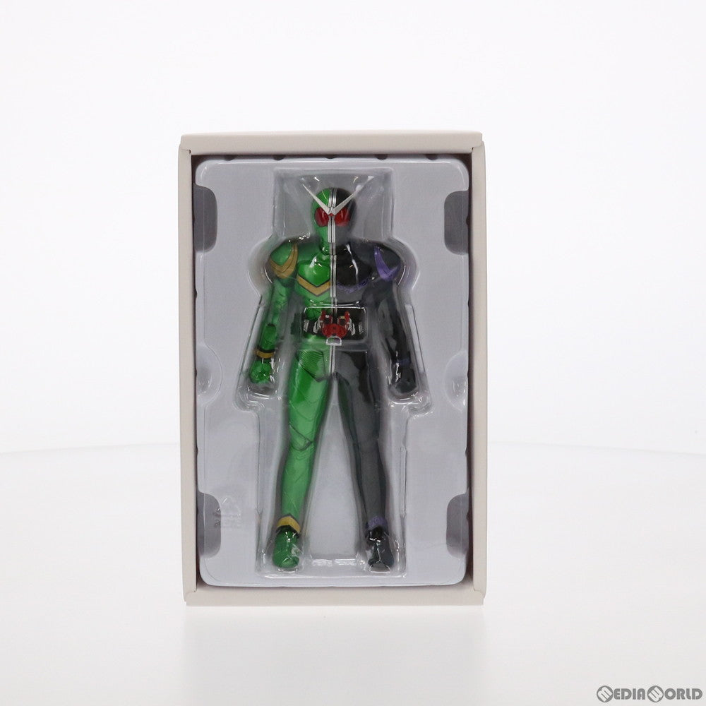 【中古即納】[FIG] (再販) 魂ウェブ商店限定 S.H.Figuarts(フィギュアーツ) 真骨彫製法 仮面ライダーW(ダブル) サイクロンジョーカー 完成品 可動フィギュア バンダイスピリッツ(20210629)