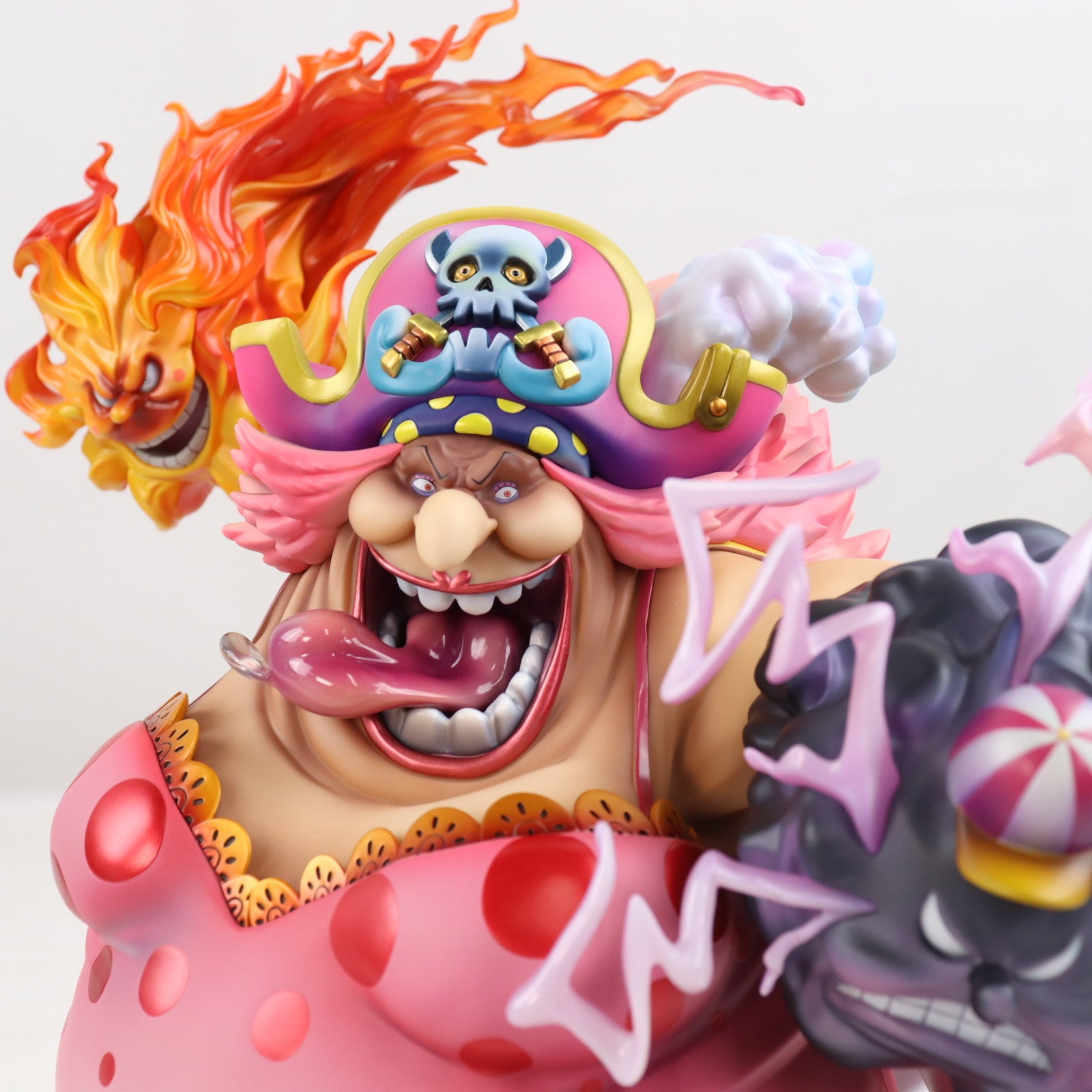 【中古即納】[FIG] Portrait.Of.Pirates P.O.P SA-MAXIMUM 大海賊 ビッグ・マム シャーロット・リンリン ONE PIECE(ワンピース) 完成品 フィギュア メガトレショップ&オンラインショップ限定 メガハウス(20231031)