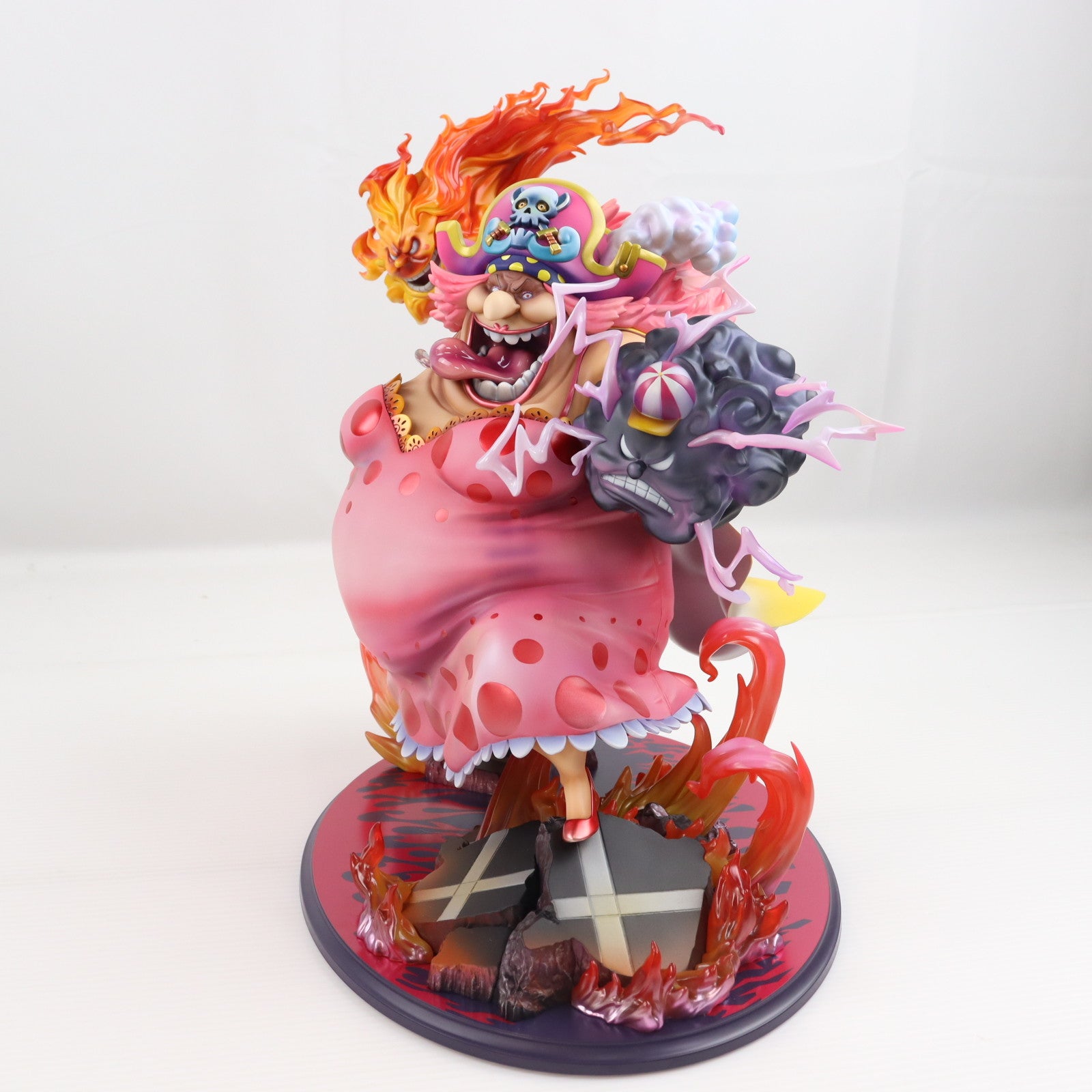 【中古即納】[FIG] Portrait.Of.Pirates P.O.P SA-MAXIMUM 大海賊 ビッグ・マム シャーロット・リンリン ONE PIECE(ワンピース) 完成品 フィギュア メガトレショップ&オンラインショップ限定 メガハウス(20231031)