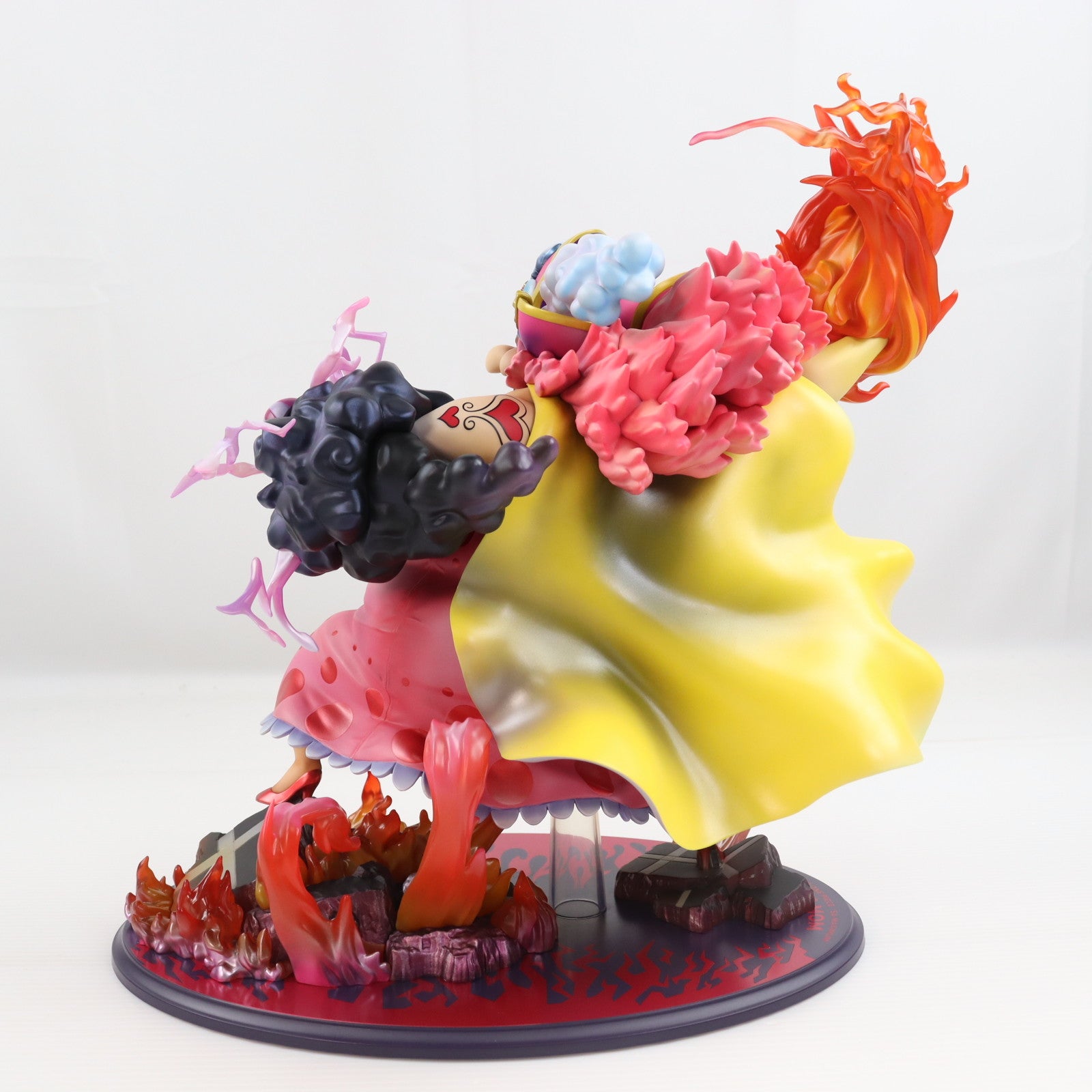 【中古即納】[FIG] Portrait.Of.Pirates P.O.P SA-MAXIMUM 大海賊 ビッグ・マム シャーロット・リンリン ONE PIECE(ワンピース) 完成品 フィギュア メガトレショップ&オンラインショップ限定 メガハウス(20231031)