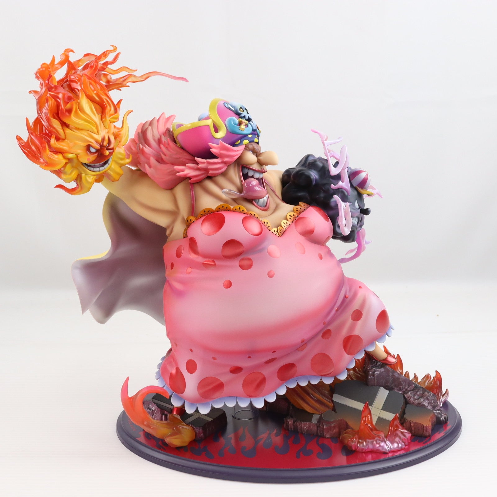 【中古即納】[FIG] Portrait.Of.Pirates P.O.P SA-MAXIMUM 大海賊 ビッグ・マム シャーロット・リンリン ONE PIECE(ワンピース) 完成品 フィギュア メガトレショップ&オンラインショップ限定 メガハウス(20231031)