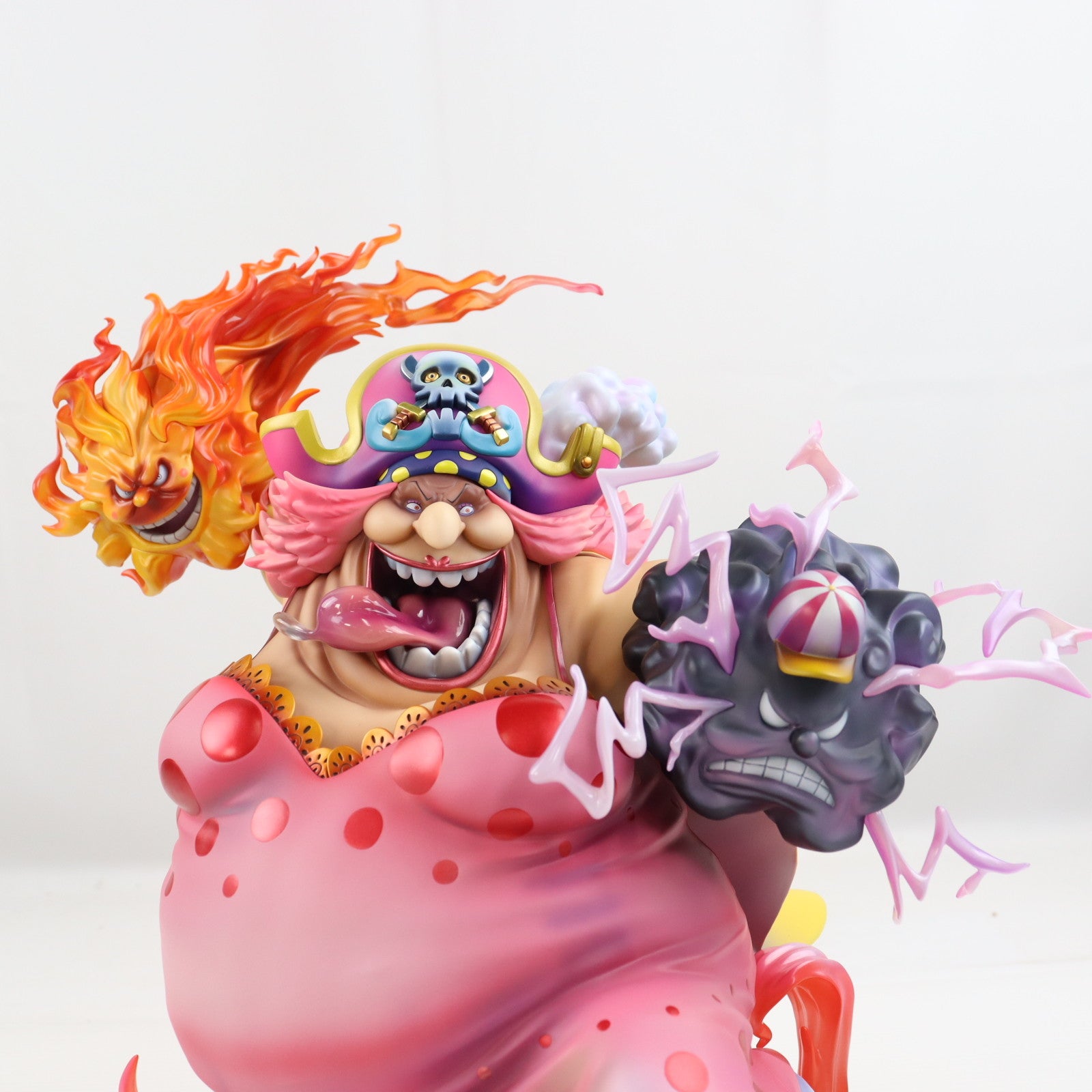 【中古即納】[FIG] Portrait.Of.Pirates P.O.P SA-MAXIMUM 大海賊 ビッグ・マム シャーロット・リンリン ONE PIECE(ワンピース) 完成品 フィギュア メガトレショップ&オンラインショップ限定 メガハウス(20231031)