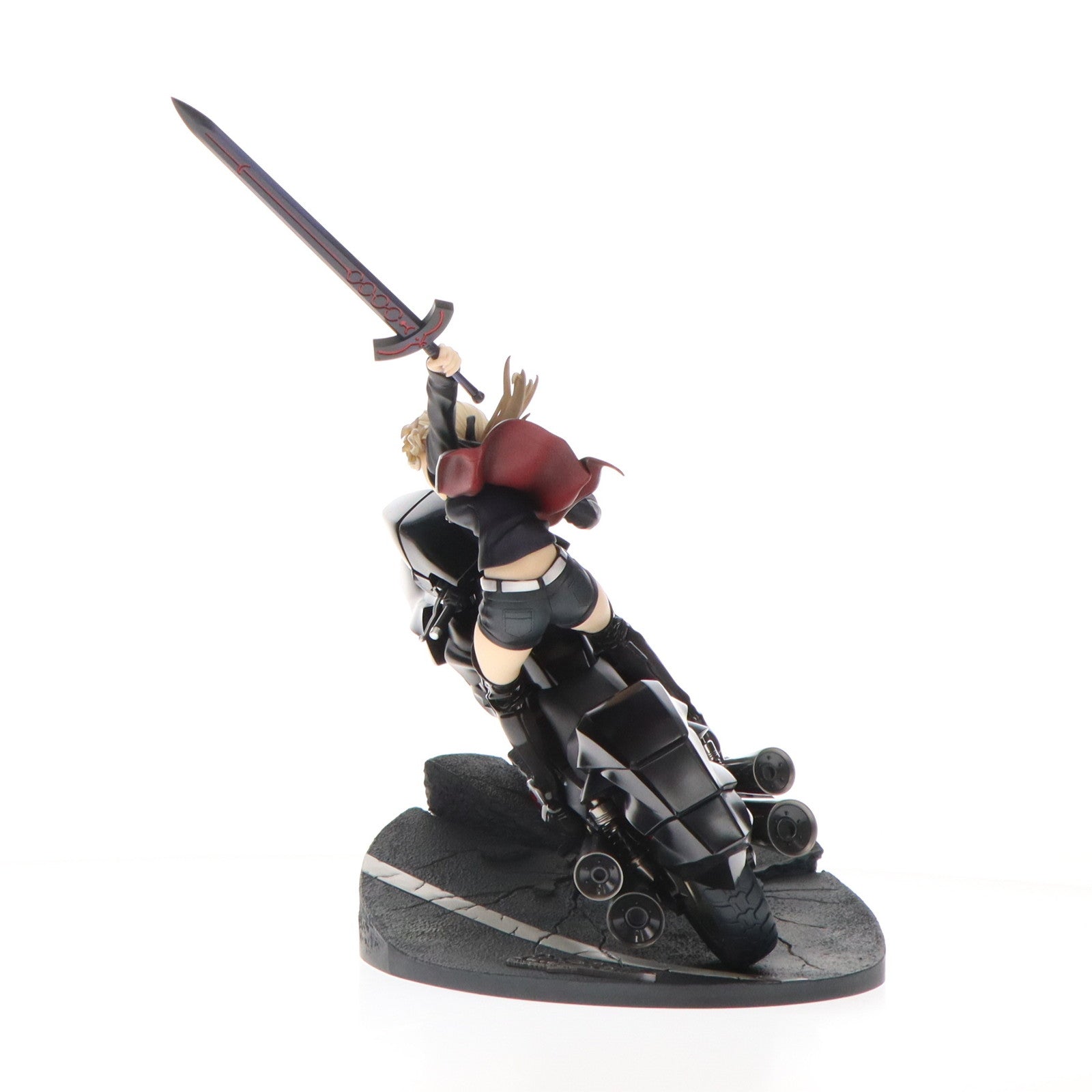 【中古即納】[FIG] セイバー/アルトリア・ペンドラゴン〔オルタ〕&キュイラッシェ・ノワール Fate/Grand Order(フェイト/グランドオーダー) 1/8 完成品 フィギュア グッドスマイルカンパニー(20200124)