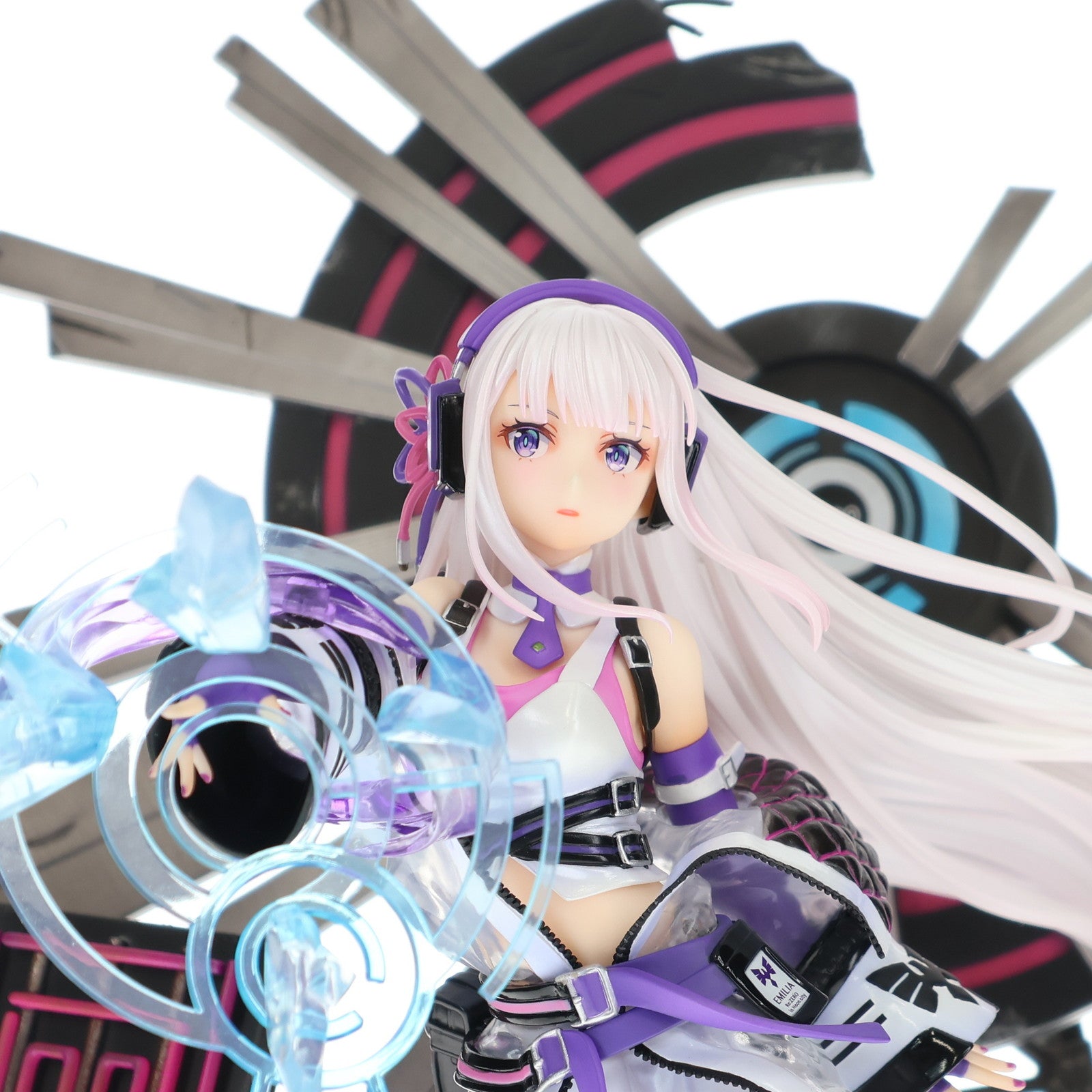 【中古即納】[FIG] 単体購入特典付属 SHIBUYA SCRAMBLE FIGURE エミリア -Neon City Ver.- Re:ゼロから始める異世界生活 1/7 完成品 フィギュア eStream Store&Amazon限定 eStream/アルファサテライト(20220630)