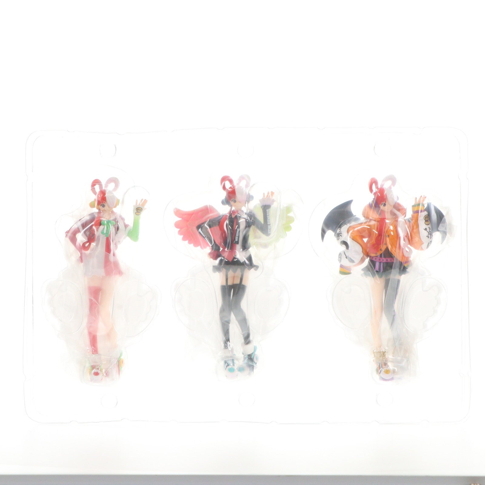 【中古即納】[FIG] ONE PIECE DAY online store限定 ウタ 3体セット DXF -THE GRANDLINE SERIES- UTA PARTY!! ワンピース FILM RED(フィルムレッド) 完成品 フィギュア バンプレスト(2674453)(20231231)