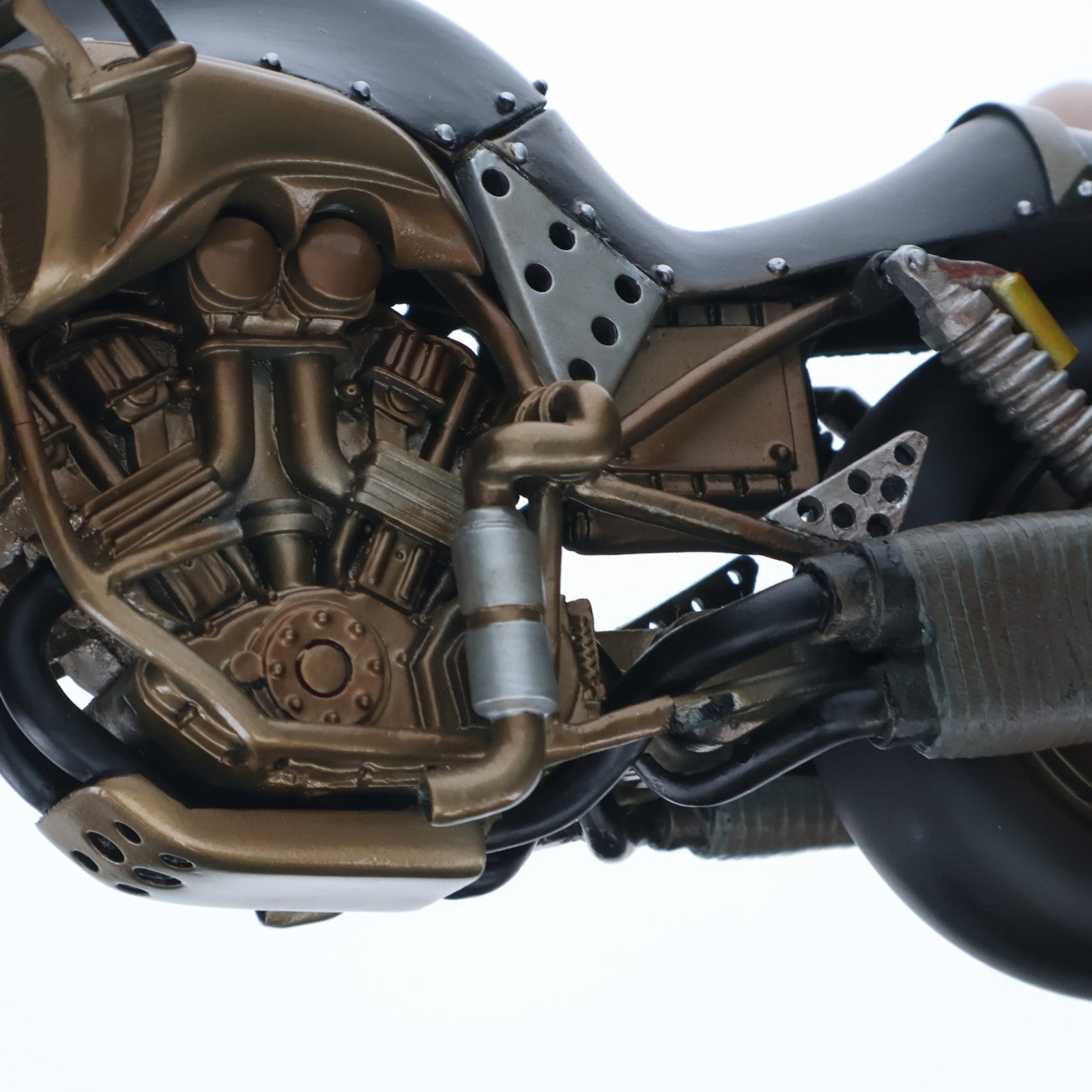 【中古即納】[FIG] 初回版シリアルカード付属 クラウド・ストライフ&ハーディーデイトナ FINAL FANTASY VII(ファイナルファンタジー7) 1/8 完成品 フィギュア コトブキヤ(19981231)