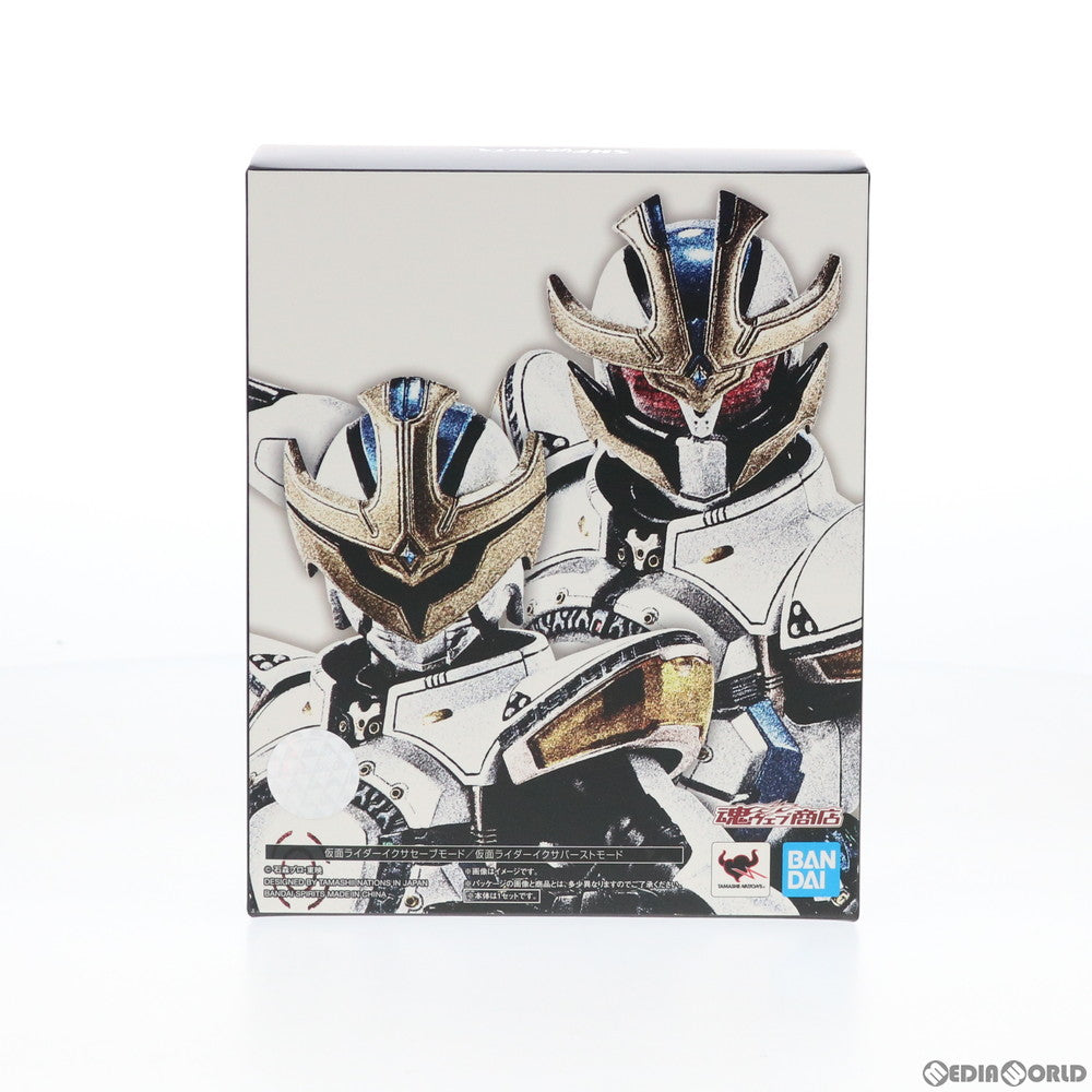 【中古即納】[FIG] 魂ウェブ商店限定 S.H.Figuarts(フィギュアーツ) 真骨彫製法 仮面ライダーイクサ セーブモード/バーストモード 仮面ライダーキバ 完成品 可動フィギュア バンダイスピリッツ(20201130)