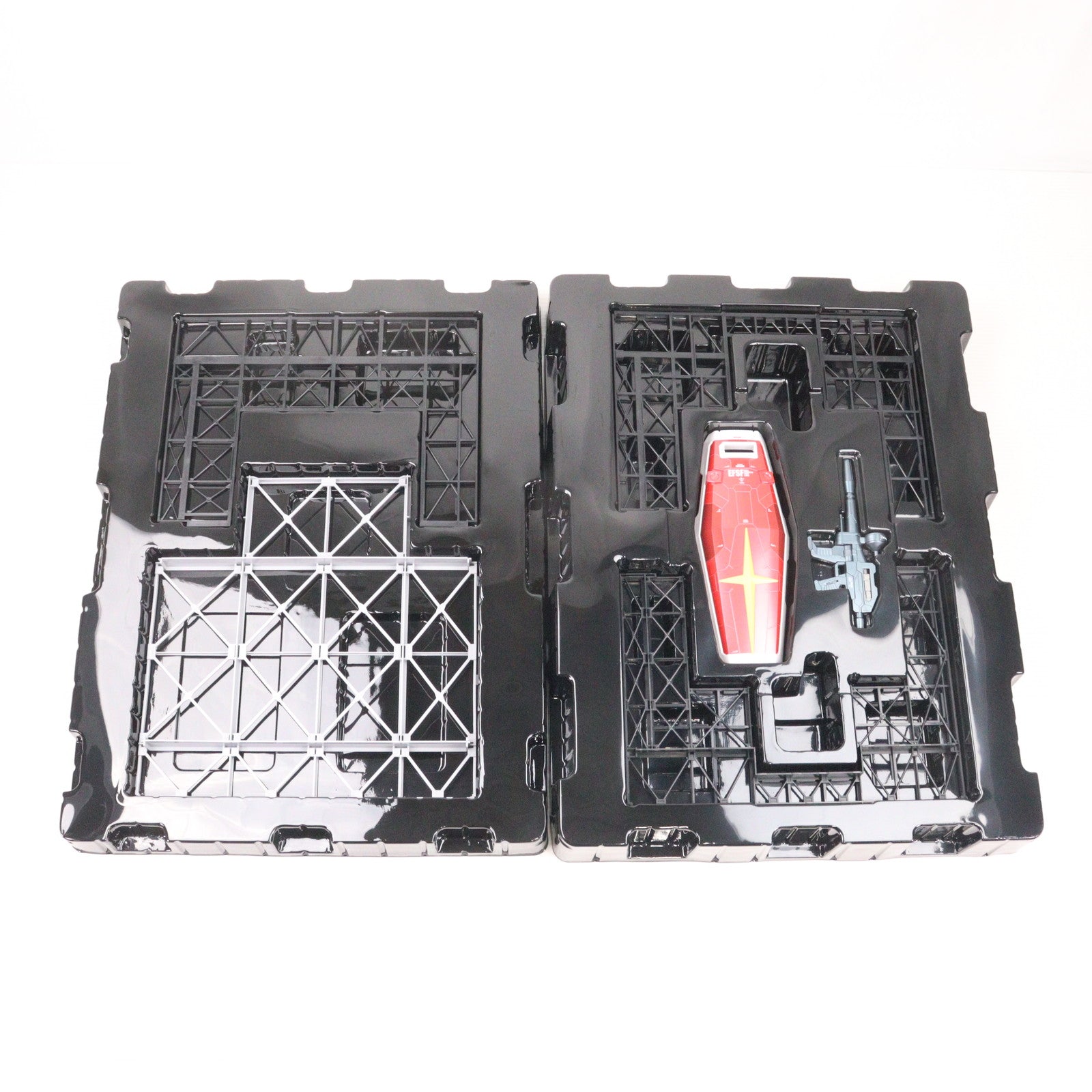 【中古即納】[FIG] DX超合金 RX-78F00 GUNDAM 機動戦士ガンダム 完成品 可動フィギュア プレミアムバンダイ&GUNDAM FACTORY YOKOHAMA限定 バンダイスピリッツ(20231231)