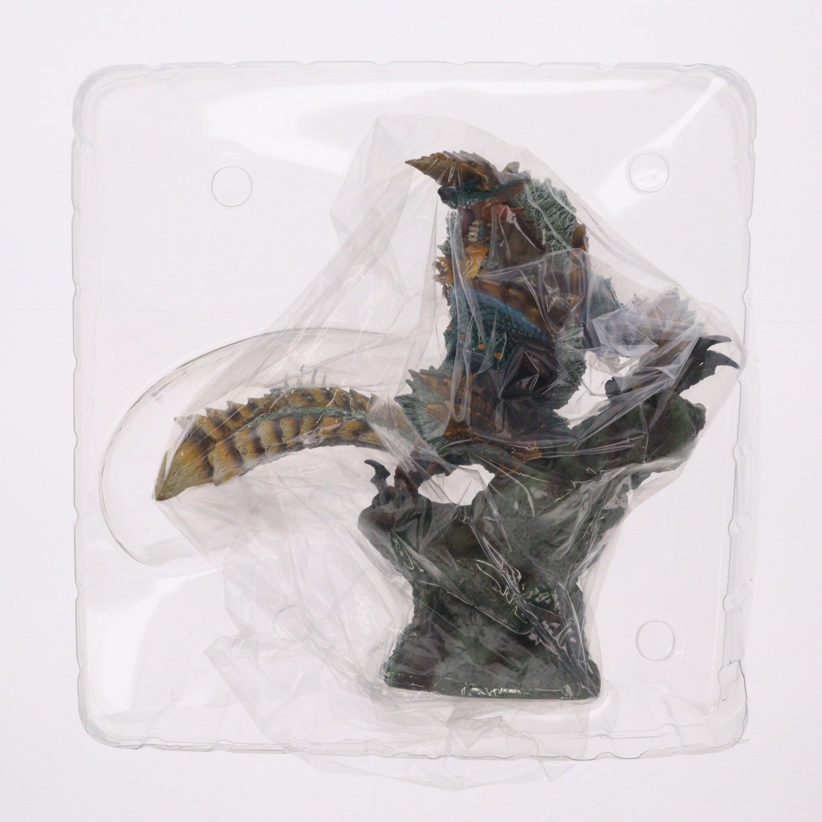 【中古即納】[FIG] (再々販) カプコンフィギュアビルダー クリエイターズモデル 雷狼竜(らいろうりゅう) ジンオウガ 復刻版 モンスターハンター 完成品 フィギュア カプコン(20240523)