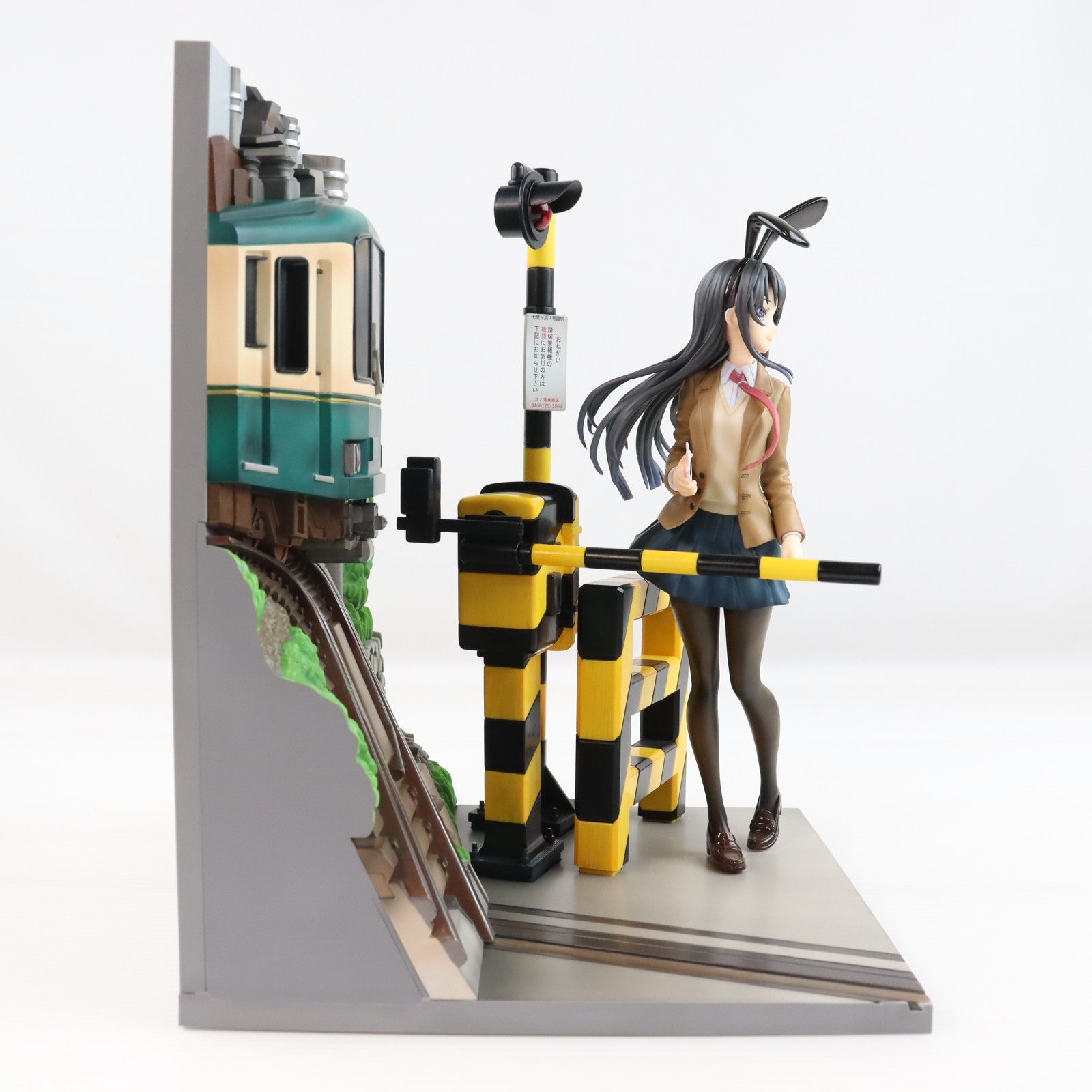 【中古即納】[FIG] eStream Store限定 SHIBUYA SCRAMBLE FIGURE 桜島麻衣(さくらじままい) -江ノ電 Ver.- 青春ブタ野郎はバニーガール先輩の夢を見ない 1/7 完成品 フィギュア eStream/アルファサテライト(20220531)