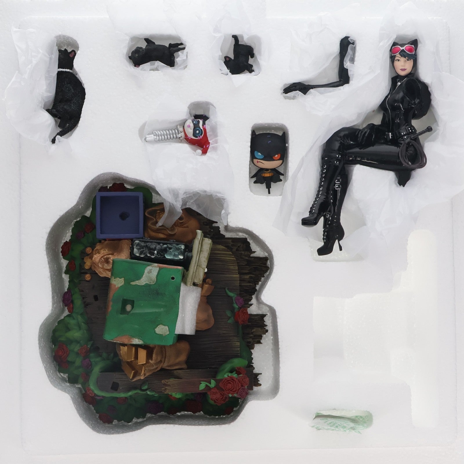 【中古即納】[FIG] アイアン・スタジオ・スタチュー デラックス・アートスケール キャットウーマン(ゴッサム・シティ・サイレンズ)[コミック] DCコミックス 1/10 完成品 フィギュア アイアンスタジオ(20250531)