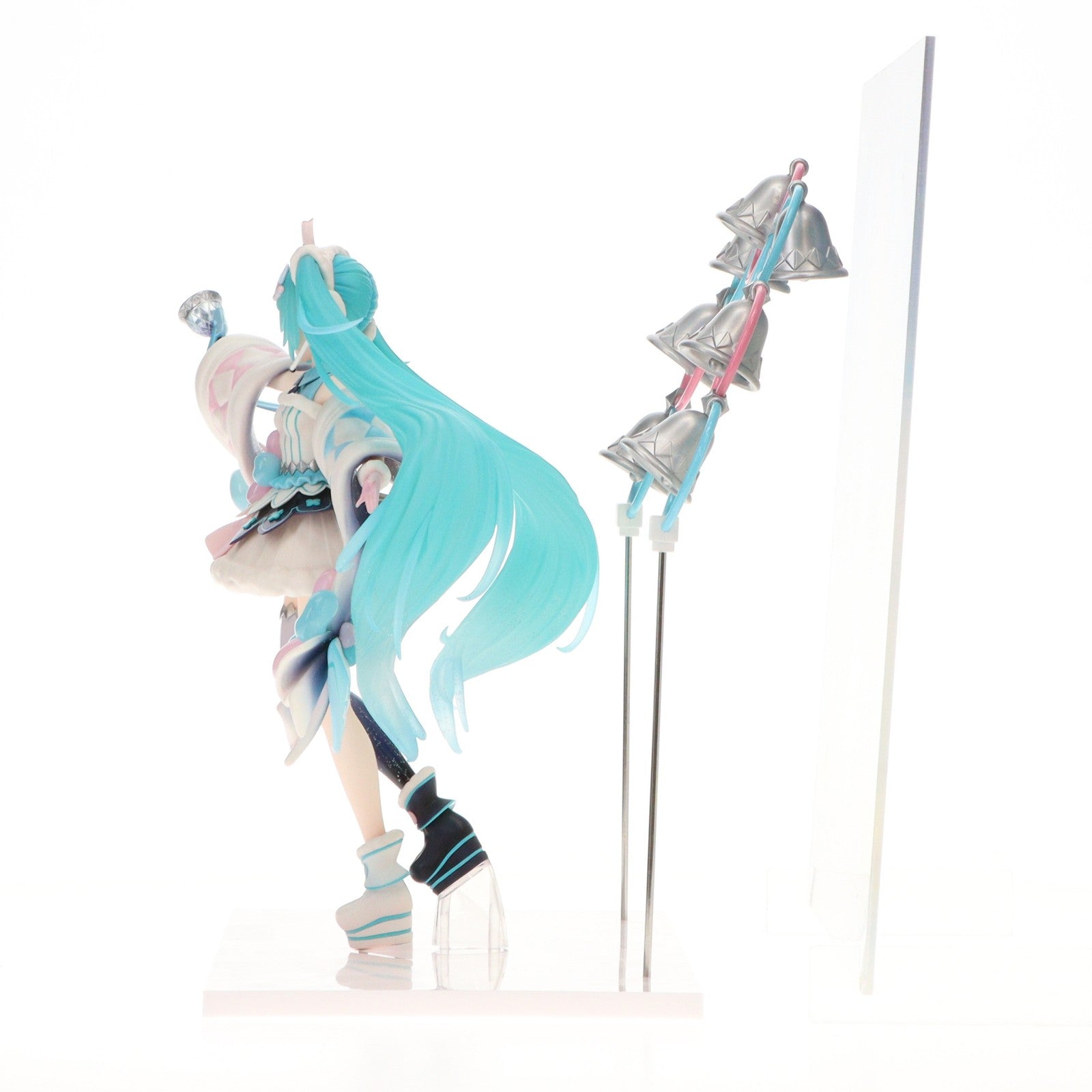 【中古即納】[FIG] F:NEX限定 初音ミク マジカルミライ 2020 -Winter Festival-Ver. キャラクター・ボーカル・シリーズ01 初音ミク 1/7 完成品 フィギュア(AMU-FNX232) フリュー(20211031)