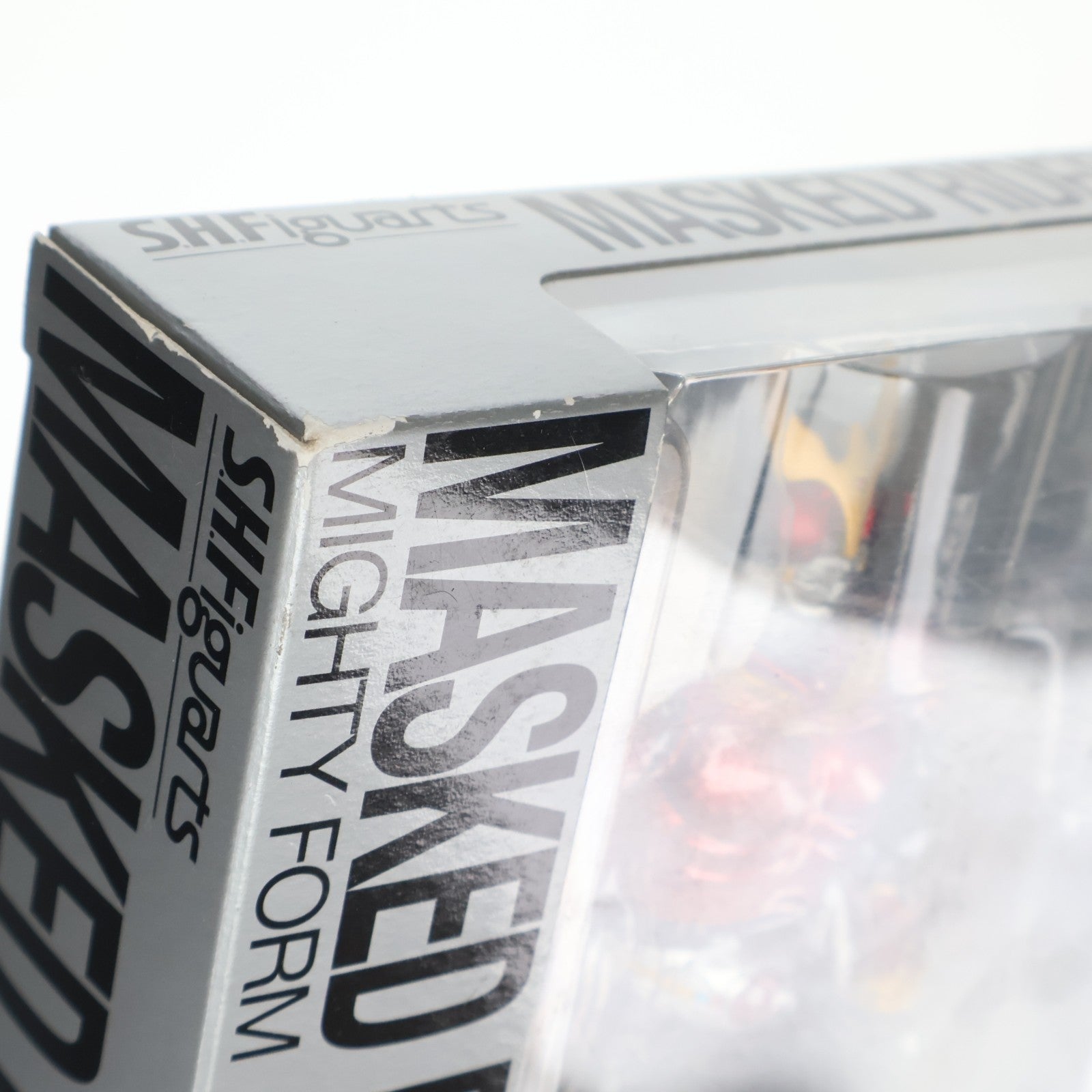 【中古即納】[FIG] S.H.Figuarts(フィギュアーツ) 仮面ライダークウガ マイティフォーム 完成品 可動フィギュア バンダイ(20110514)