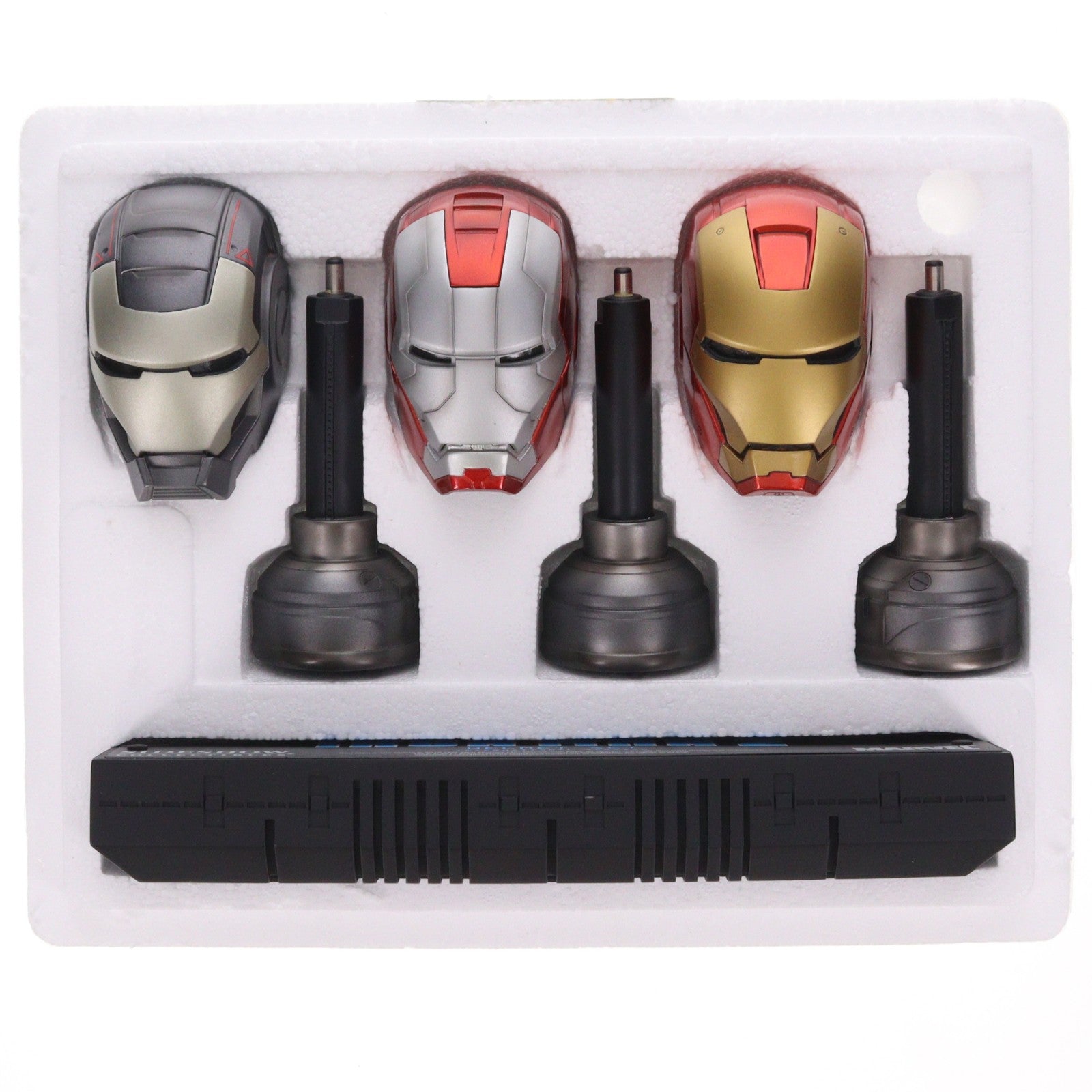 【中古即納】[FIG] サンディエゴ コミコン(SDCC2011)限定 アイアンマン and ウォーマシン ヘルメット 3PK アイアンマン2 1/3 レプリカ 完成品 フィギュア サイドショウ(20111231)