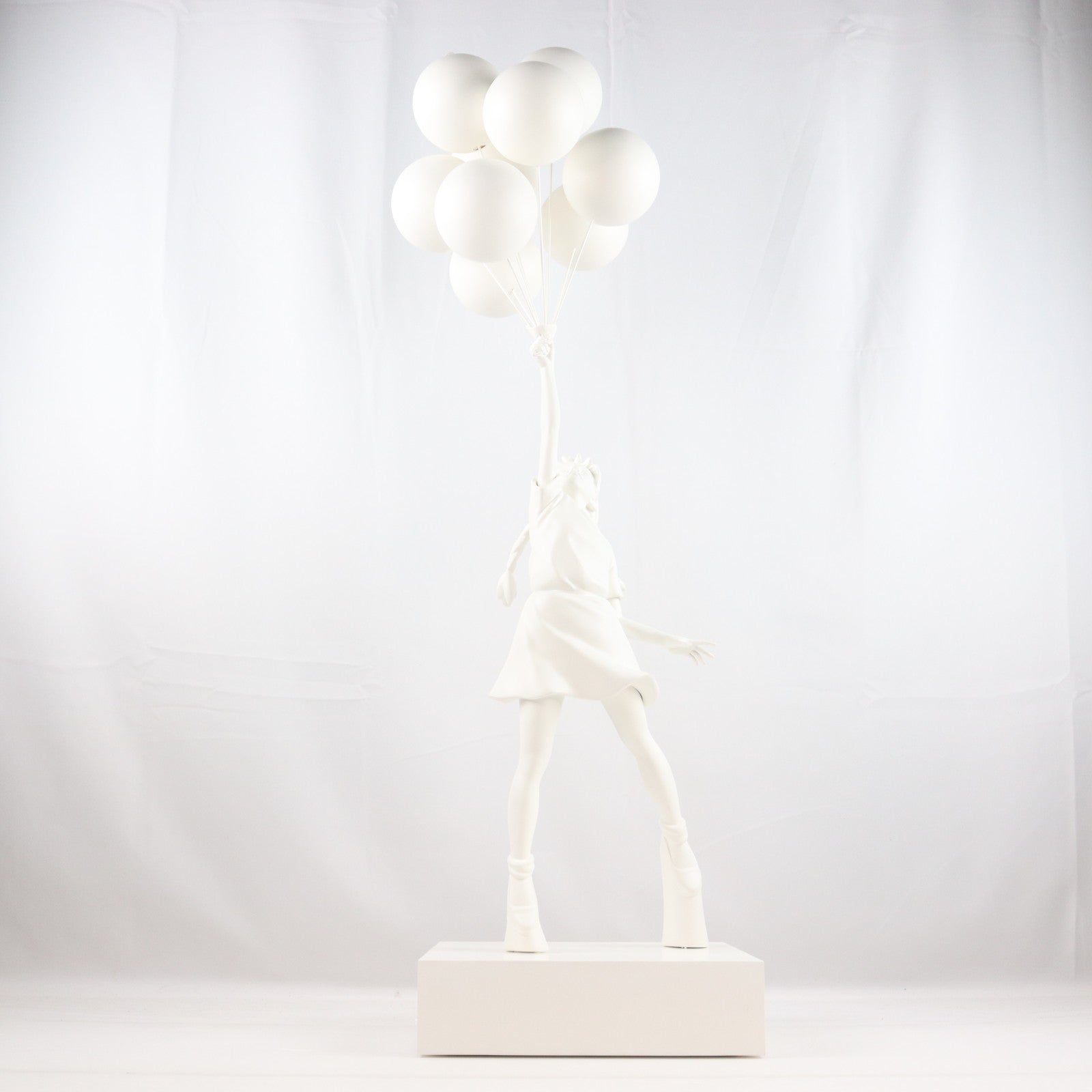 【中古即納】[FIG] Sync. 3FT Flying Balloons Girl(フライングバルーンガール) 完成品 フィギュア メディコム・トイ(20201205)