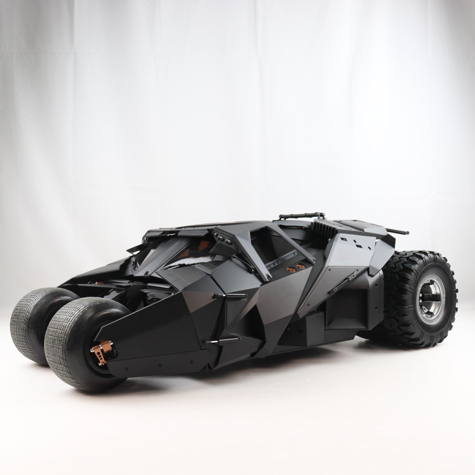 【中古即納】[FIG] バットモービル 「ダークナイト」 ムービー・マスターピース 1/6スケールフィギュア ホットトイズ(20120823)