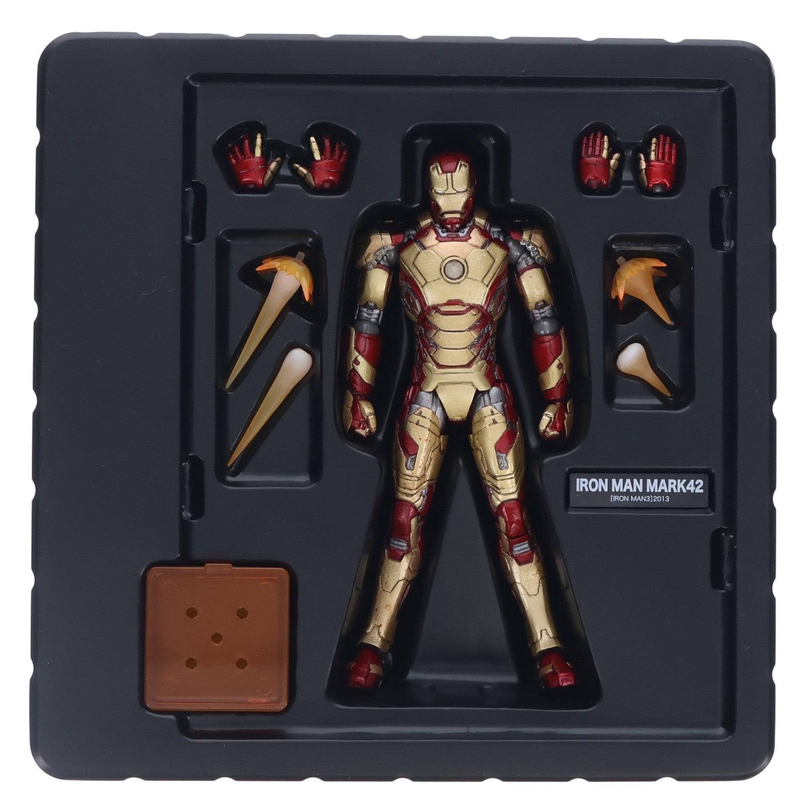 【中古即納】[FIG] 特撮リボルテック 049 アイアンマン マーク42 アイアンマン3 完成品 可動フィギュア 海洋堂(20140101)