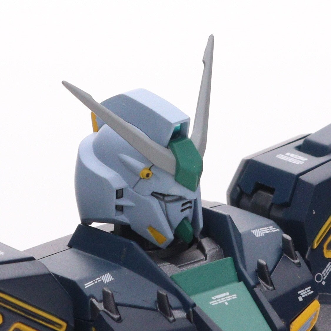 【中古即納】[FIG] 魂ウェブ商店限定 METAL ROBOT魂(Ka signature)(SIDE MS) 量産型νガンダム(フィン・ファンネル装備) 機動戦士ガンダム 逆襲のシャア 完成品 可動フィギュア バンダイスピリッツ(20240913)