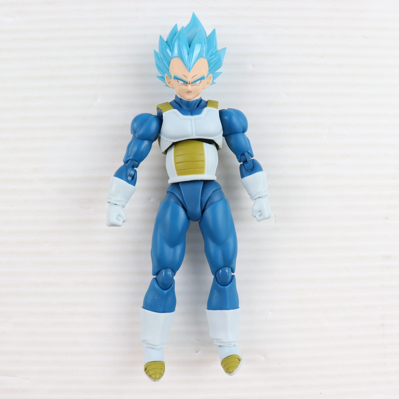 【中古即納】[FIG] (再販) S.H.Figuarts(フィギュアーツ) スーパーサイヤ人ゴッドスーパーサイヤ人ベジータ-貫き通すサイヤ人の誇り- ドラゴンボール超(スーパー) 完成品 可動フィギュア バンダイスピリッツ(20250412)