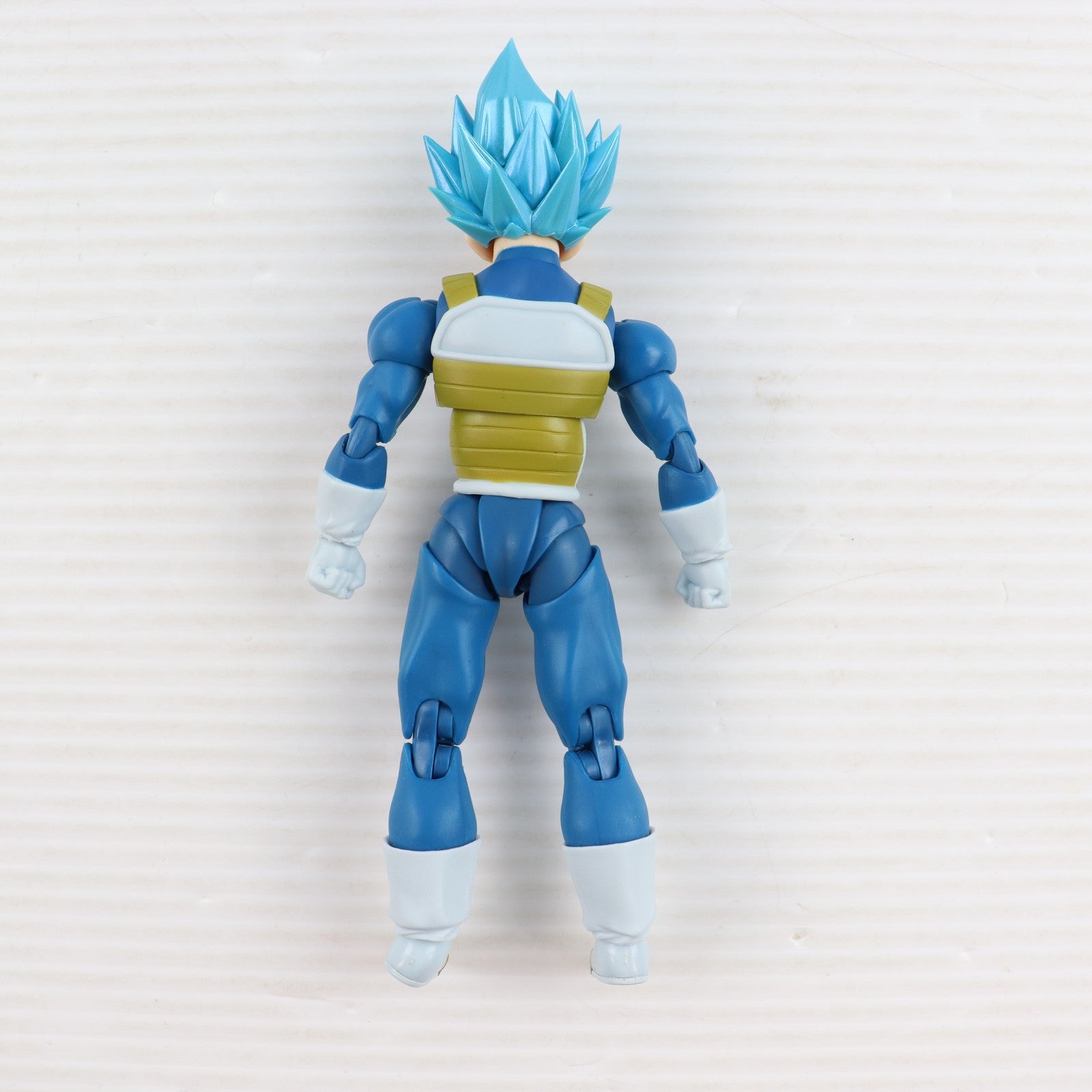 【中古即納】[FIG] (再販) S.H.Figuarts(フィギュアーツ) スーパーサイヤ人ゴッドスーパーサイヤ人ベジータ-貫き通すサイヤ人の誇り- ドラゴンボール超(スーパー) 完成品 可動フィギュア バンダイスピリッツ(20250412)