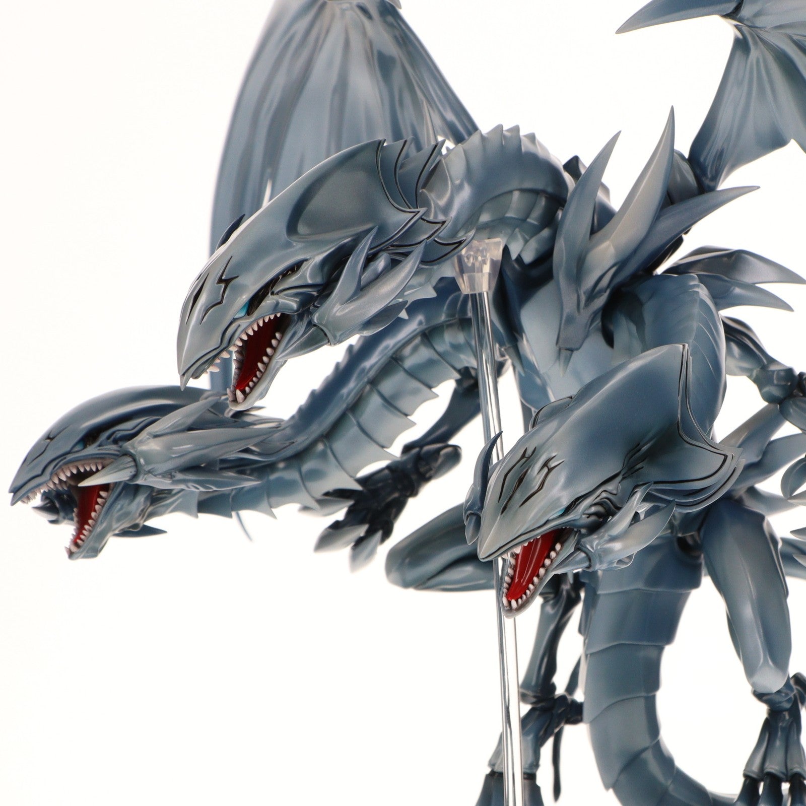 【中古即納】[FIG] 青眼の究極竜(ブルーアイズアルティメットドラゴン) 遊☆戯☆王デュエルモンスターズ 完成品 フィギュア あみあみ&KAIBA CORPORATION STORE限定 ホビージャパン/AMAKUNI(アマクニ)(20221231)