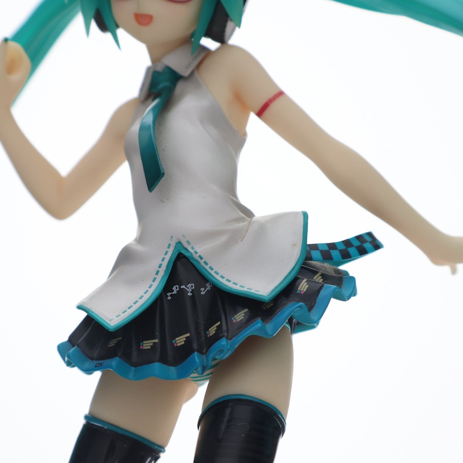 【中古即納】[FIG] 初音ミク Lat式 Ver.(らとしきばーじょん) キャラクターボーカルシリーズ01 初音ミク 1/8 完成品 フィギュア グッドスマイルカンパニー(20110820)