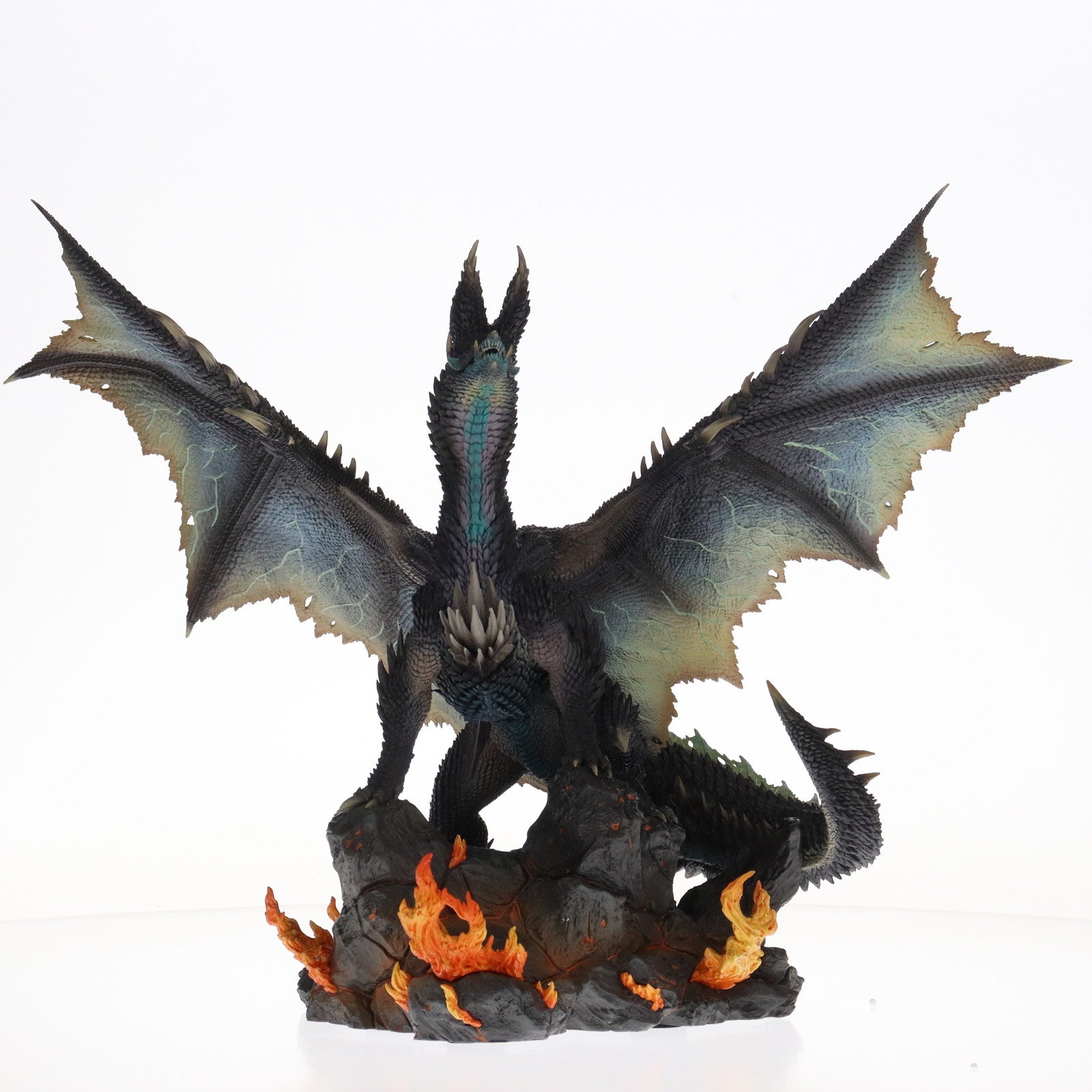 【中古即納】[FIG] (再販) カプコンフィギュアビルダー クリエイターズモデル 煌黒龍 アルバトリオン モンスターハンター 完成品 フィギュア カプコン(20250331)