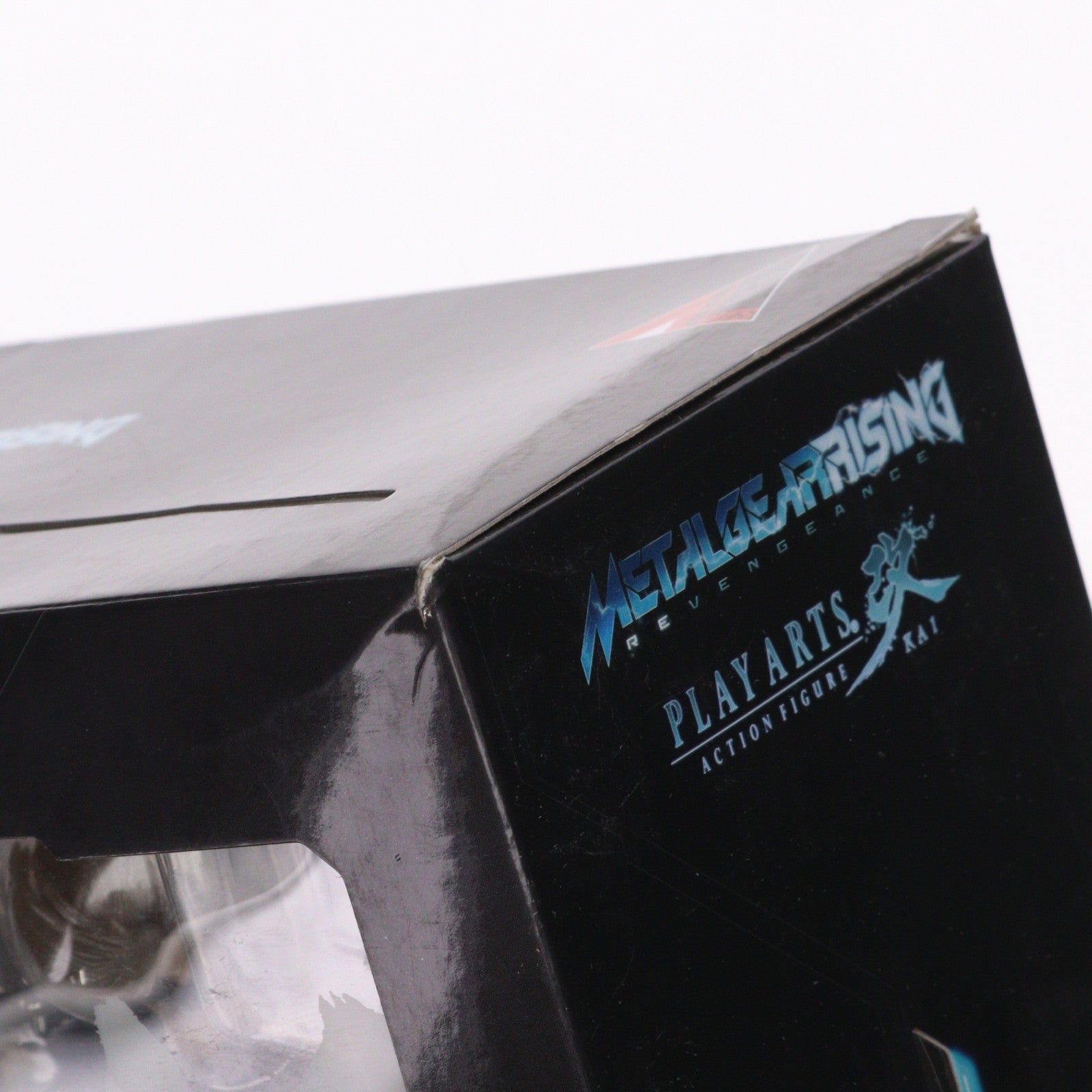 【中古即納】[FIG] PLAY ARTS改(プレイアーツ改) 雷電 METAL GEAR RISING REVENGEANCE 完成品 可動フィギュア スクウェア・エニックス(20130222)