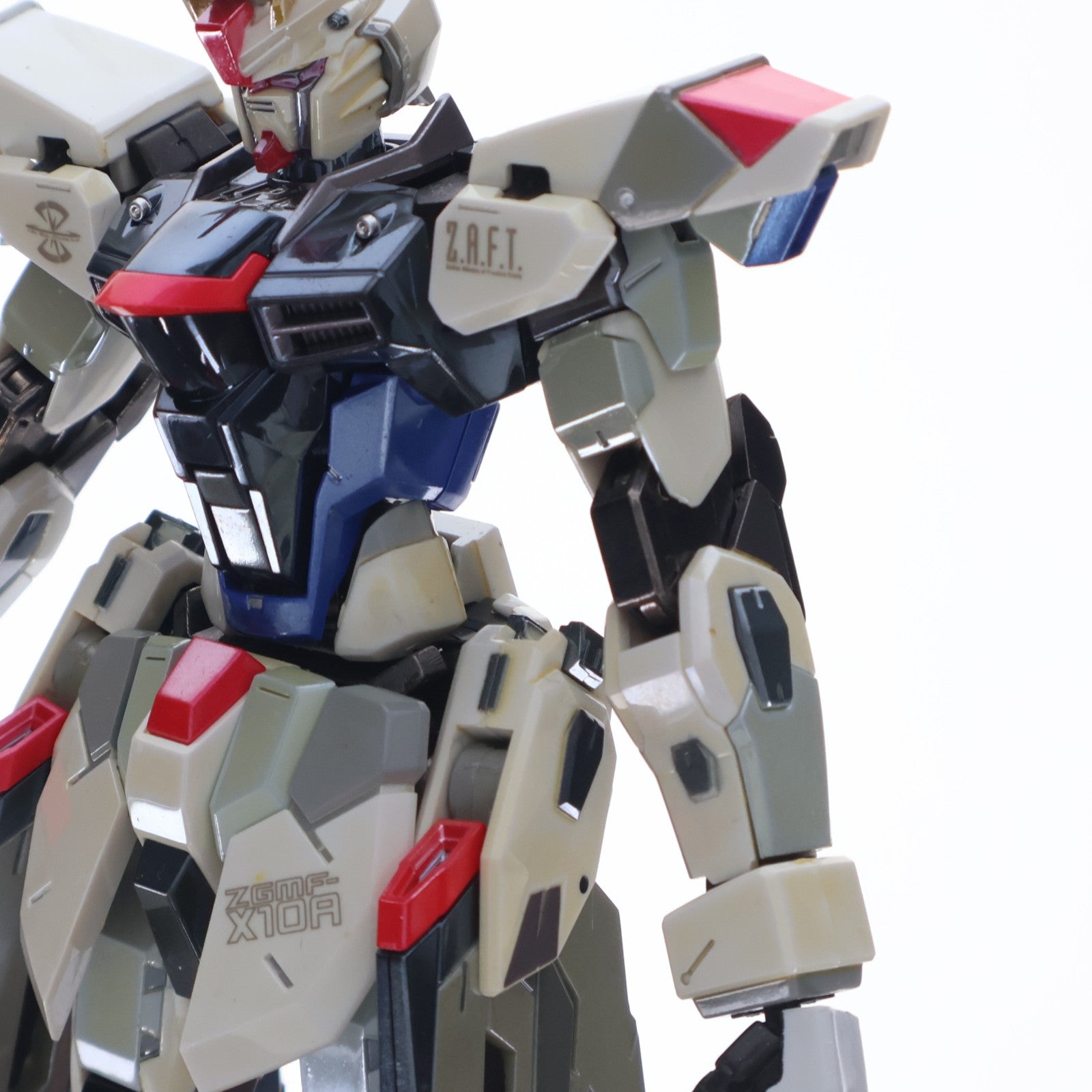 【中古即納】[FIG] 魂ネイション2012限定 METAL BUILD フリーダムガンダム プリズムコートVer. 機動戦士ガンダムSEED(シード) 魂ネイション2012開催記念商品 完成品 可動フィギュア バンダイ(20121128)