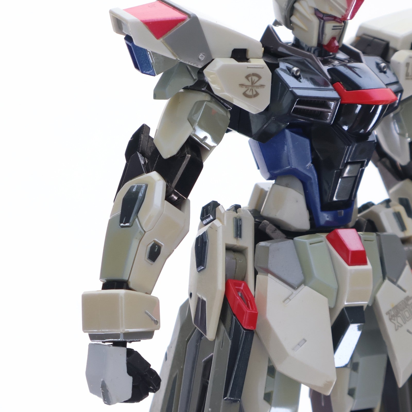 【中古即納】[FIG] 魂ネイション2012限定 METAL BUILD フリーダムガンダム プリズムコートVer. 機動戦士ガンダムSEED(シード) 魂ネイション2012開催記念商品 完成品 可動フィギュア バンダイ(20121128)