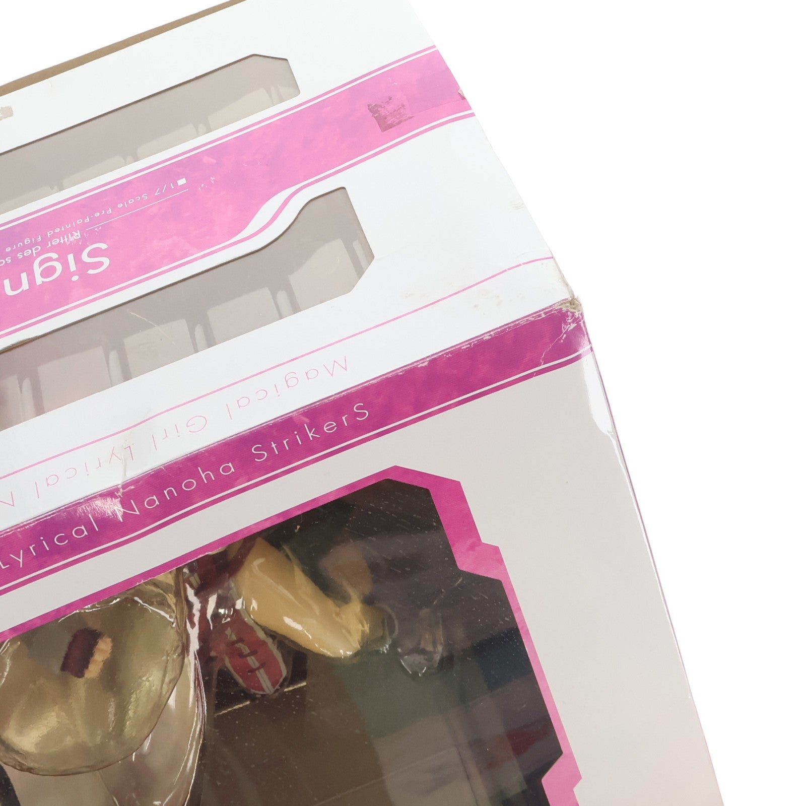 【中古即納】[FIG] シグナム(Signum) 魔法少女リリカルなのはStrikerS(ストライカーズ) 1/7 完成品 フィギュア アルター(20090108)