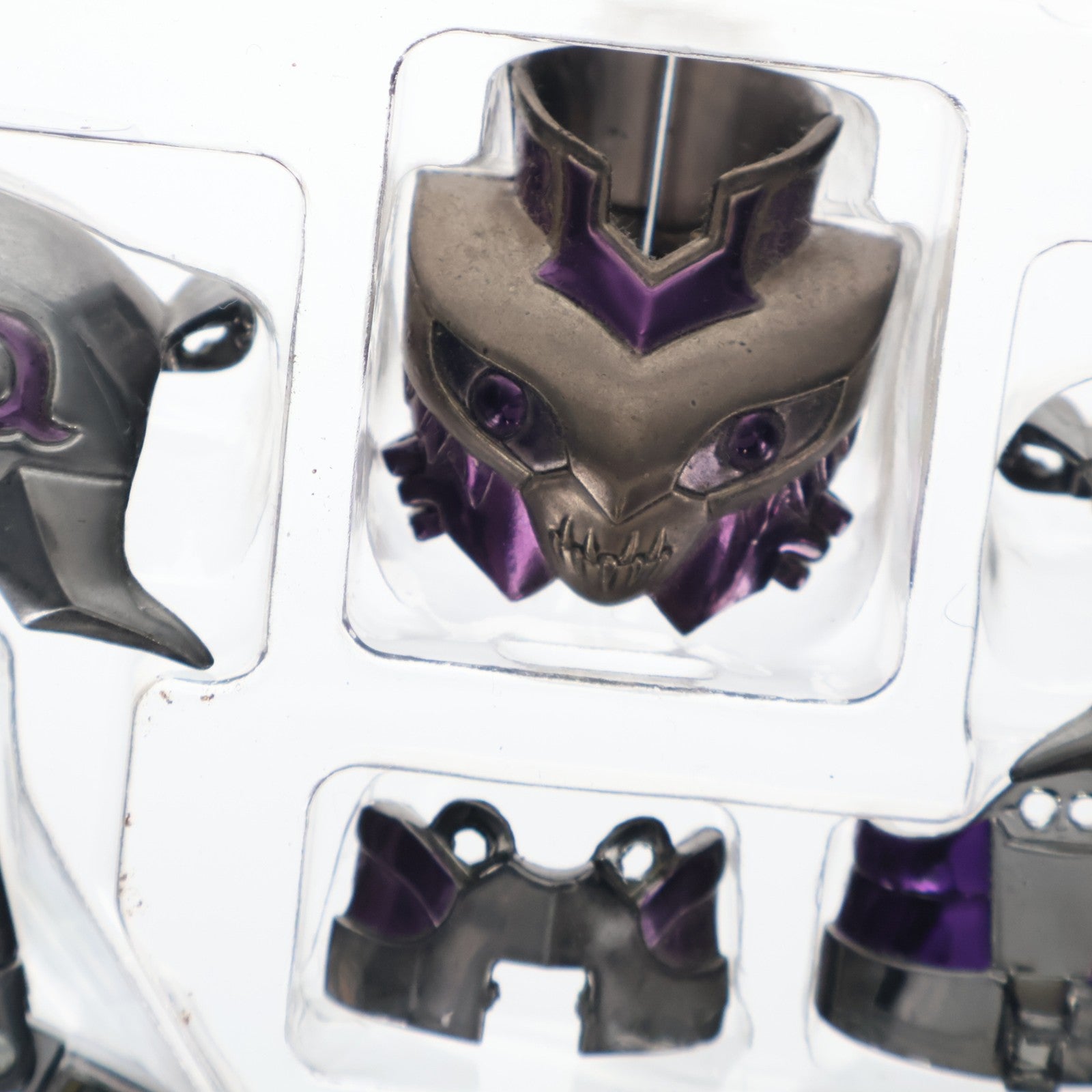 【中古即納】[FIG] 聖闘士聖衣神話 ワイバーン ラダマンティス 聖闘士星矢 冥王ハーデス冥界編 完成品 可動フィギュア バンダイ(20050129)