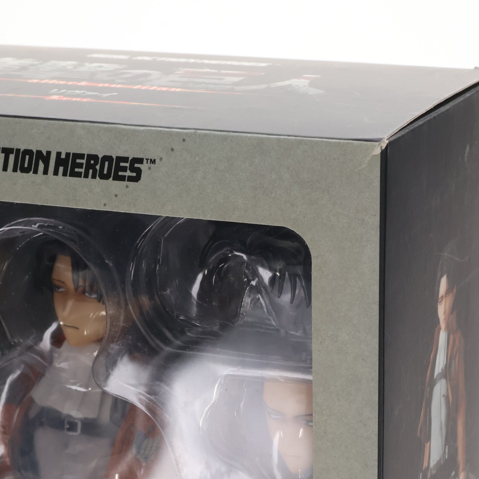 【中古即納】[FIG] リアルアクションヒーローズ No.662 RAH リヴァイ 進撃の巨人 完成品 フィギュア メディコム・トイ(20141220)