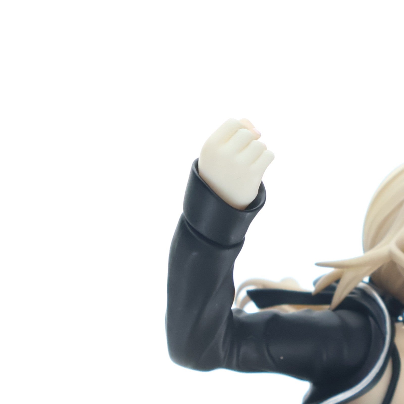 【中古即納】[FIG] セイバー/アルトリア・ペンドラゴン〔オルタ〕&キュイラッシェ・ノワール Fate/Grand Order(フェイト/グランドオーダー) 1/8 完成品 フィギュア グッドスマイルカンパニー(20200124)