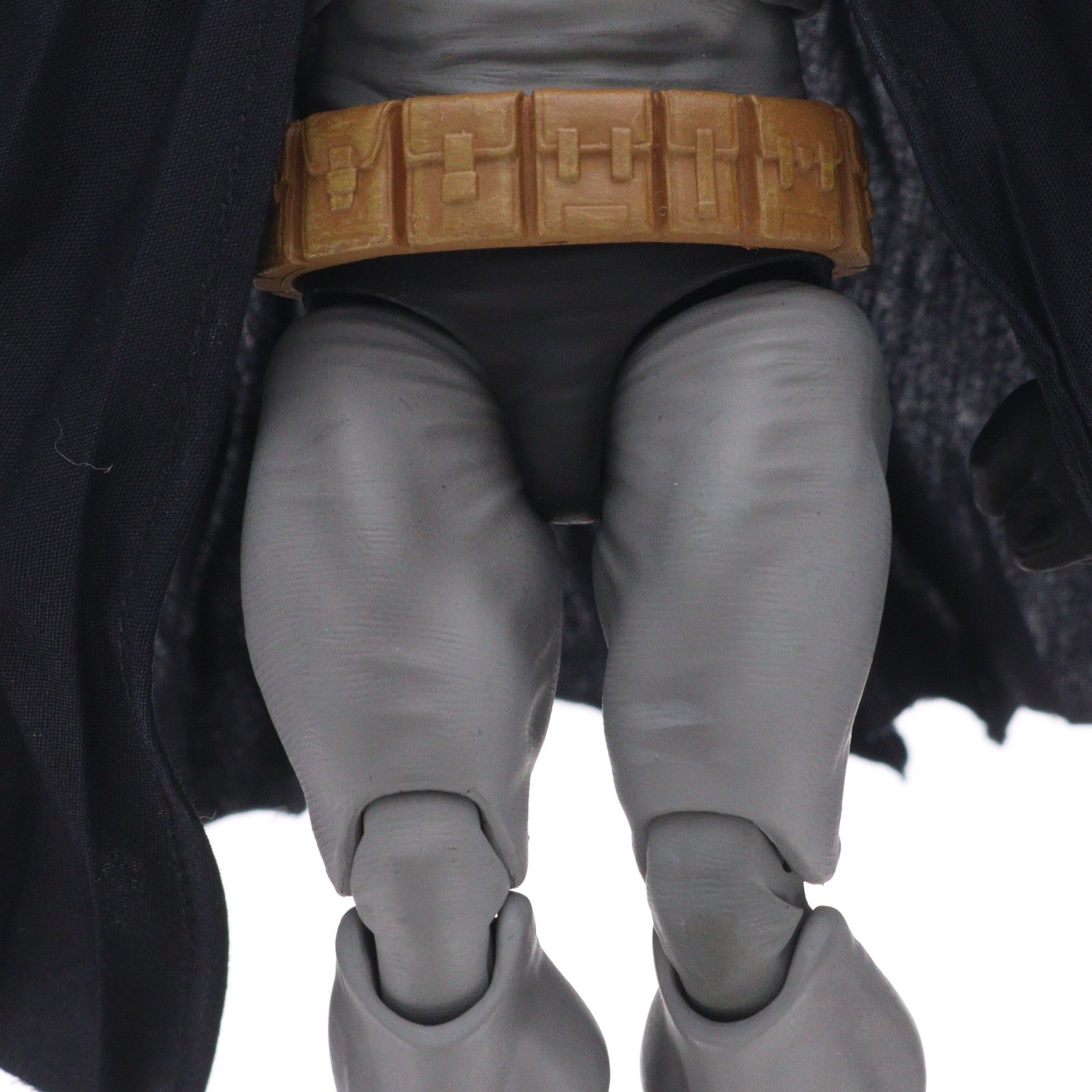 【中古即納】[FIG] マフェックス No.106 MAFEX BATMAN(The Dark Knight Returns)(バットマン ダークナイト・リターンズ) 完成品 可動フィギュア メディコム・トイ(20200830)