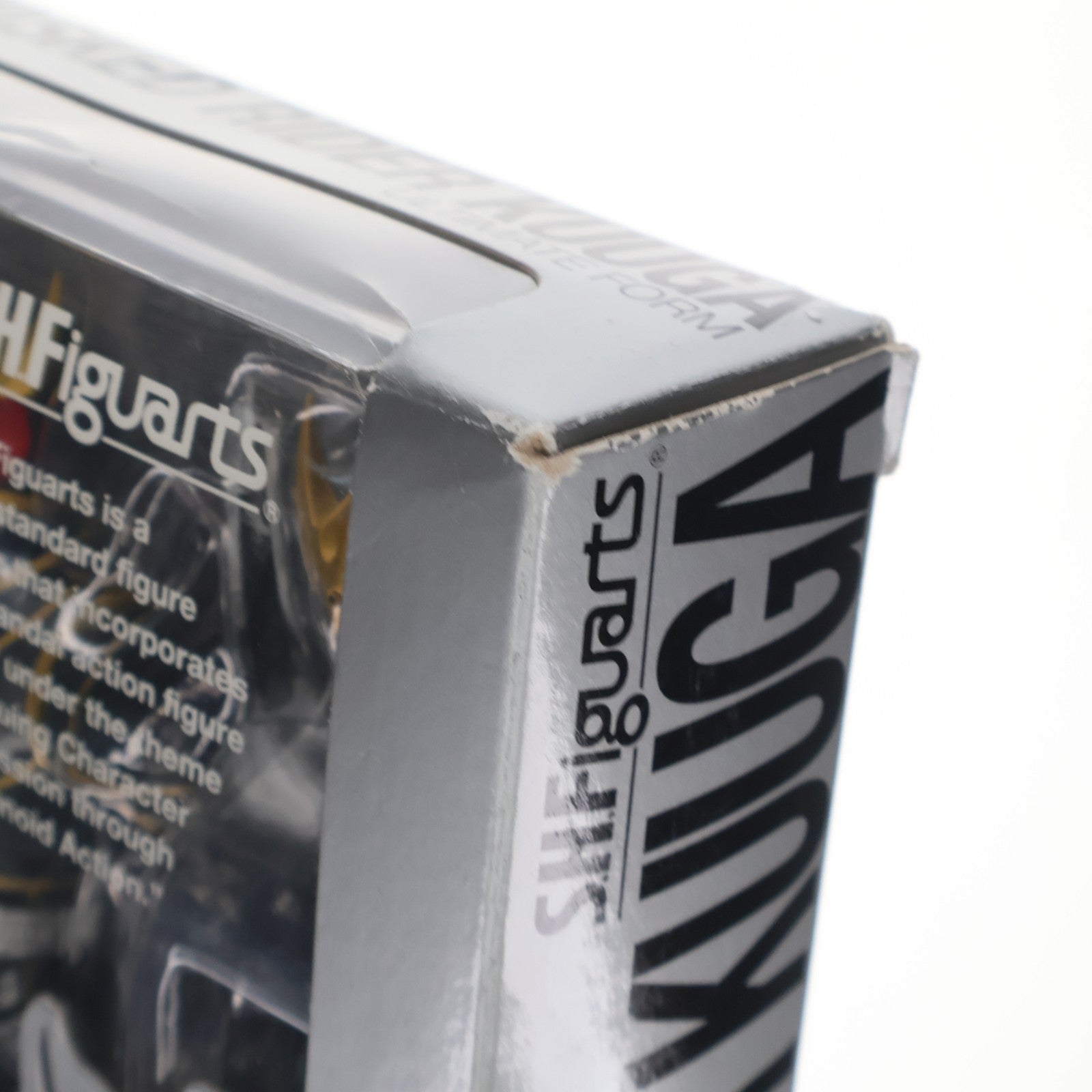【中古即納】[FIG] S.H.Figuarts(フィギュアーツ) 仮面ライダークウガアルティメットフォーム 完成品 可動フィギュア バンダイ(20111112)