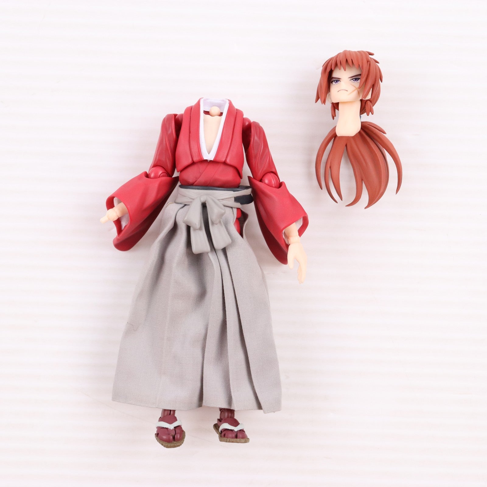 【中古即納】[FIG] ANIPLEX+限定 BUZZmod.(バズモッド) 緋村剣心(ひむらけんしん) るろうに剣心-明治剣客浪漫譚- 1/12 完成品 アクションフィギュア アニプレックス(20230916)