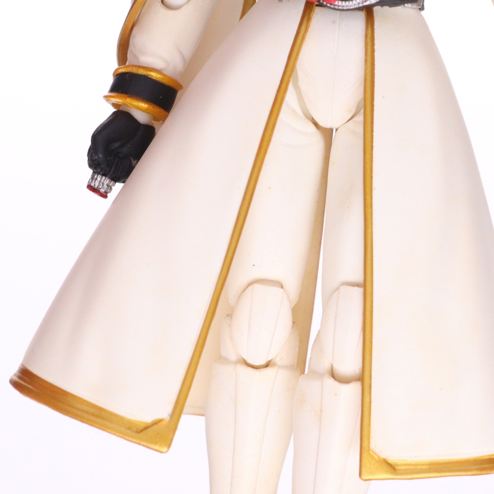 【中古即納】[FIG] 魂ウェブ商店限定 S.H.Figuarts(フィギュアーツ) 白い魔法使い 仮面ライダーウィザード 完成品 可動フィギュア バンダイ(20131026)